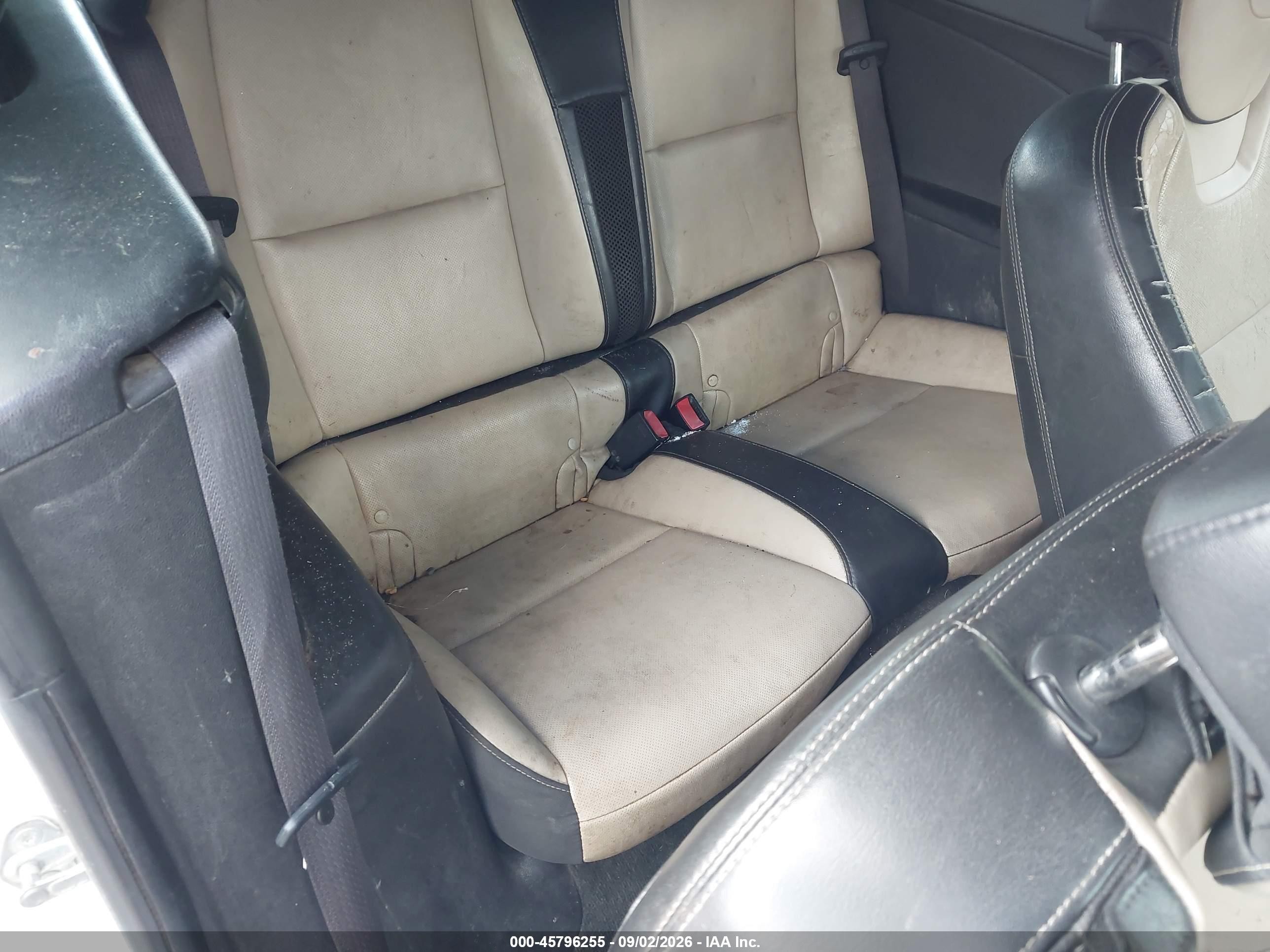 2011 Chevrolet Camaro 2lt Белый vin: 2G1FC3DD8B9212145