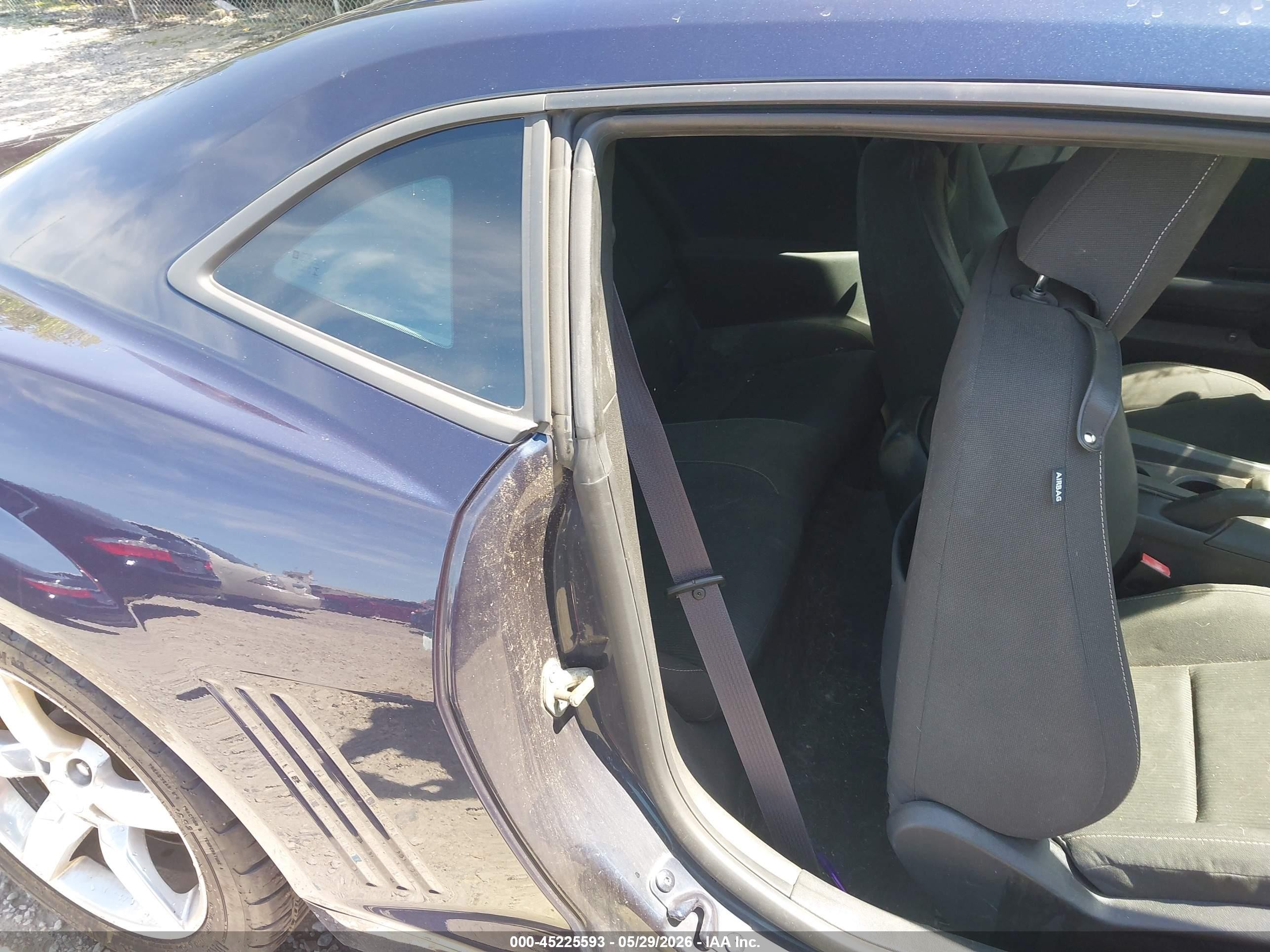 2015 Chevrolet Camaro 1lt Blue vin: 2G1FD1E31F9173556