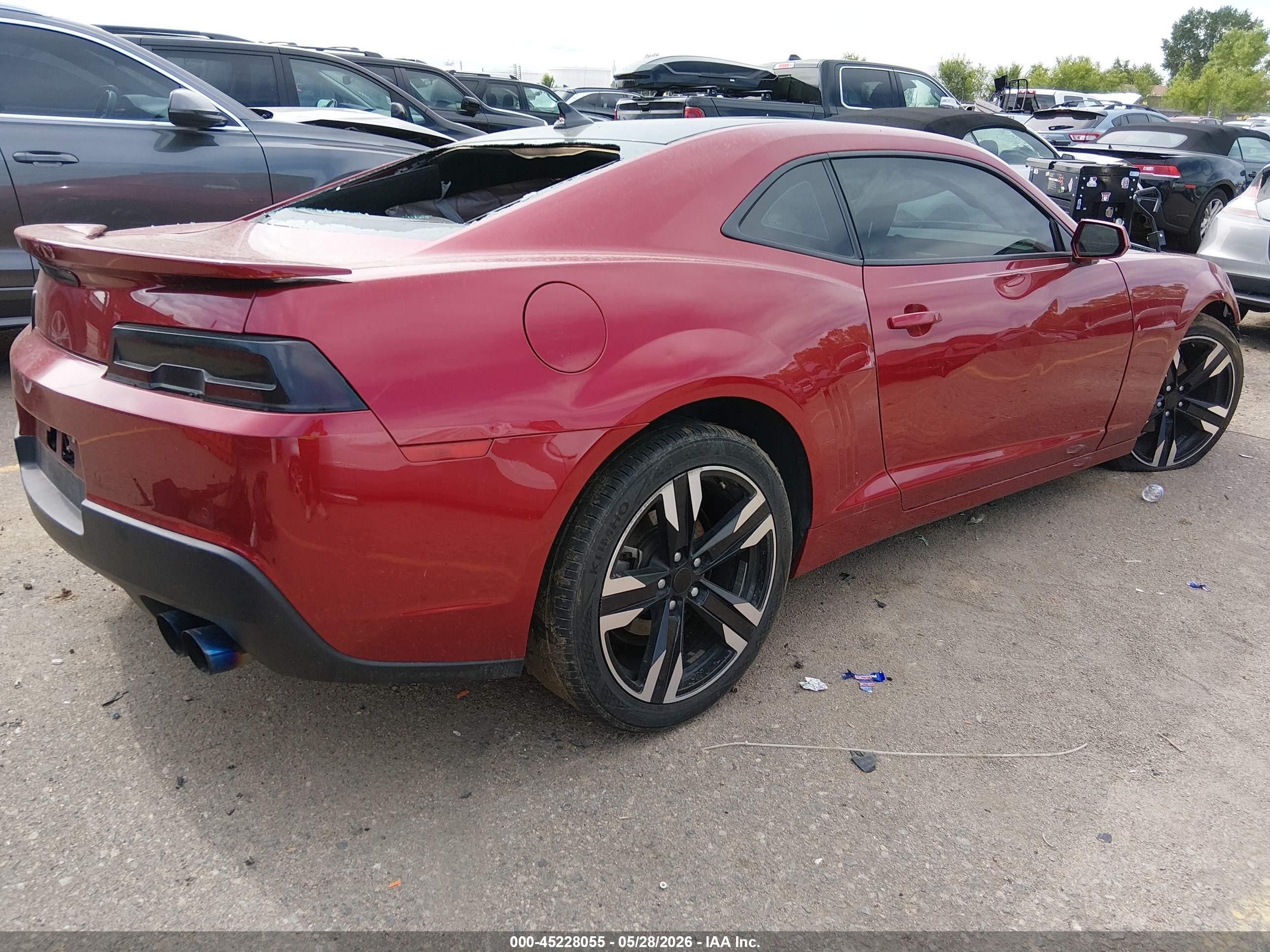 2015 Chevrolet Camaro 1lt Red vin: 2G1FD1E31F9250524