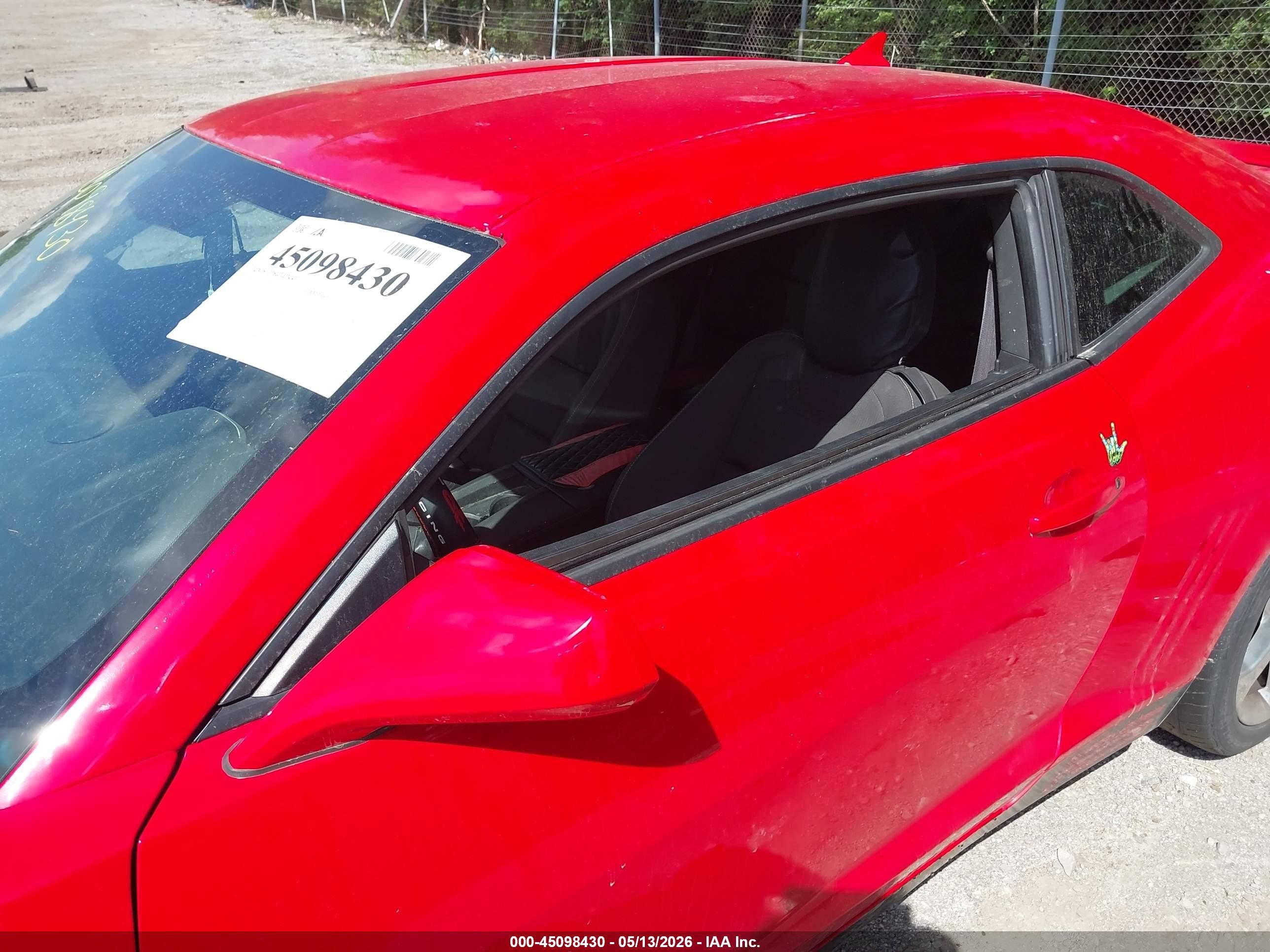 2015 Chevrolet Camaro 1lt Red vin: 2G1FD1E32F9104617