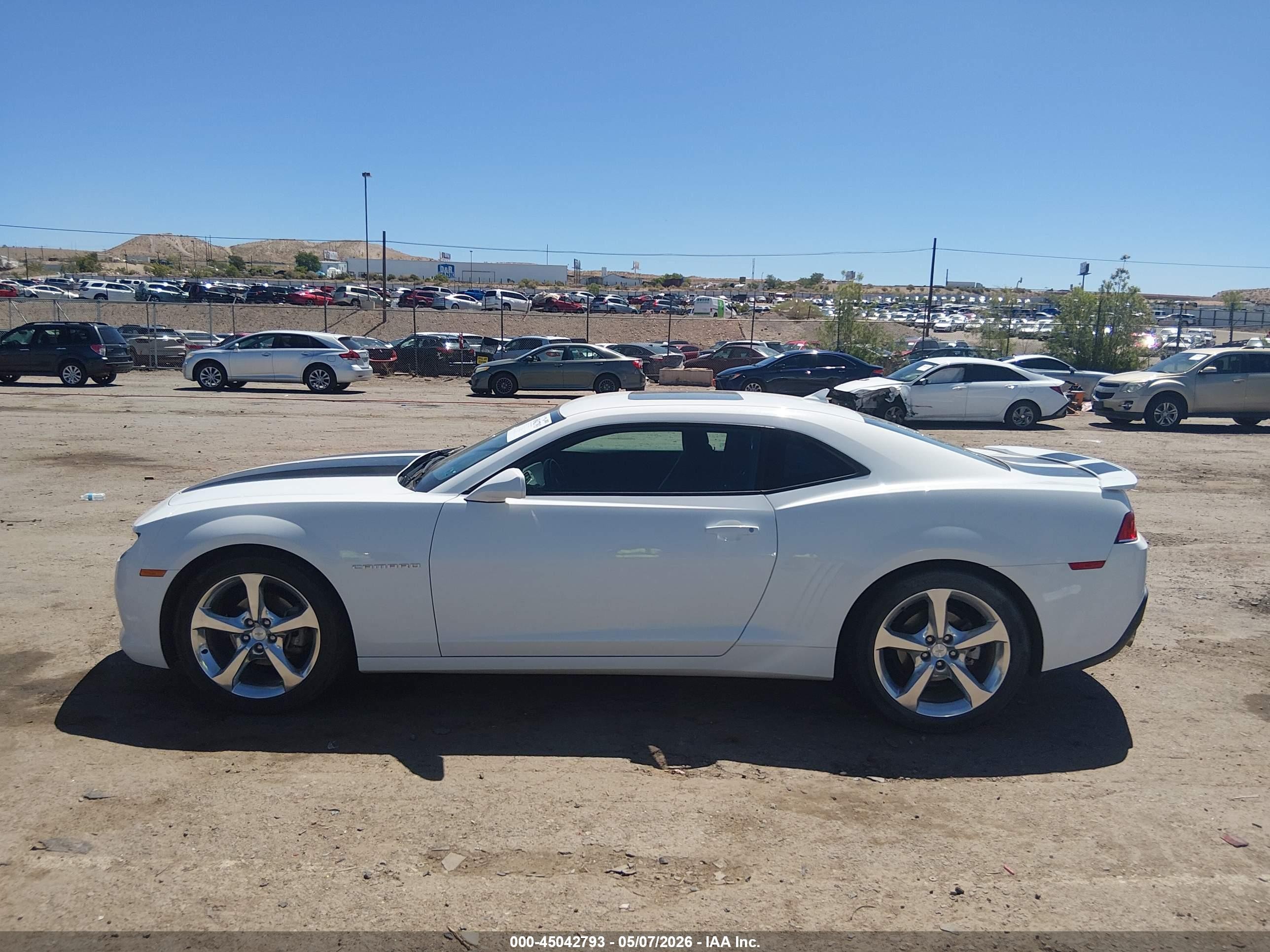 2015 Chevrolet Camaro 1lt White vin: 2G1FD1E32F9217757