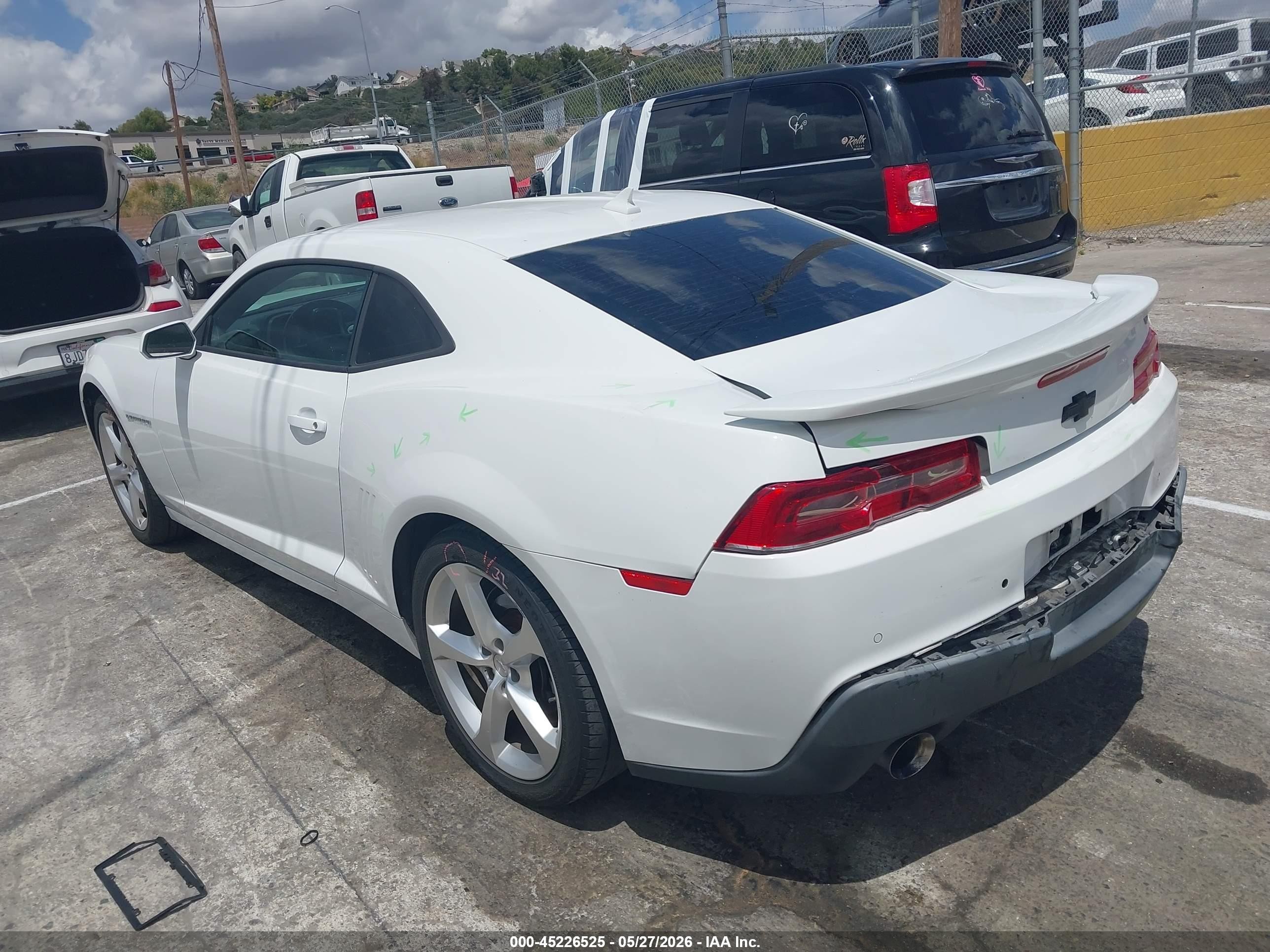 2015 Chevrolet Camaro 1lt White vin: 2G1FD1E35F9249389