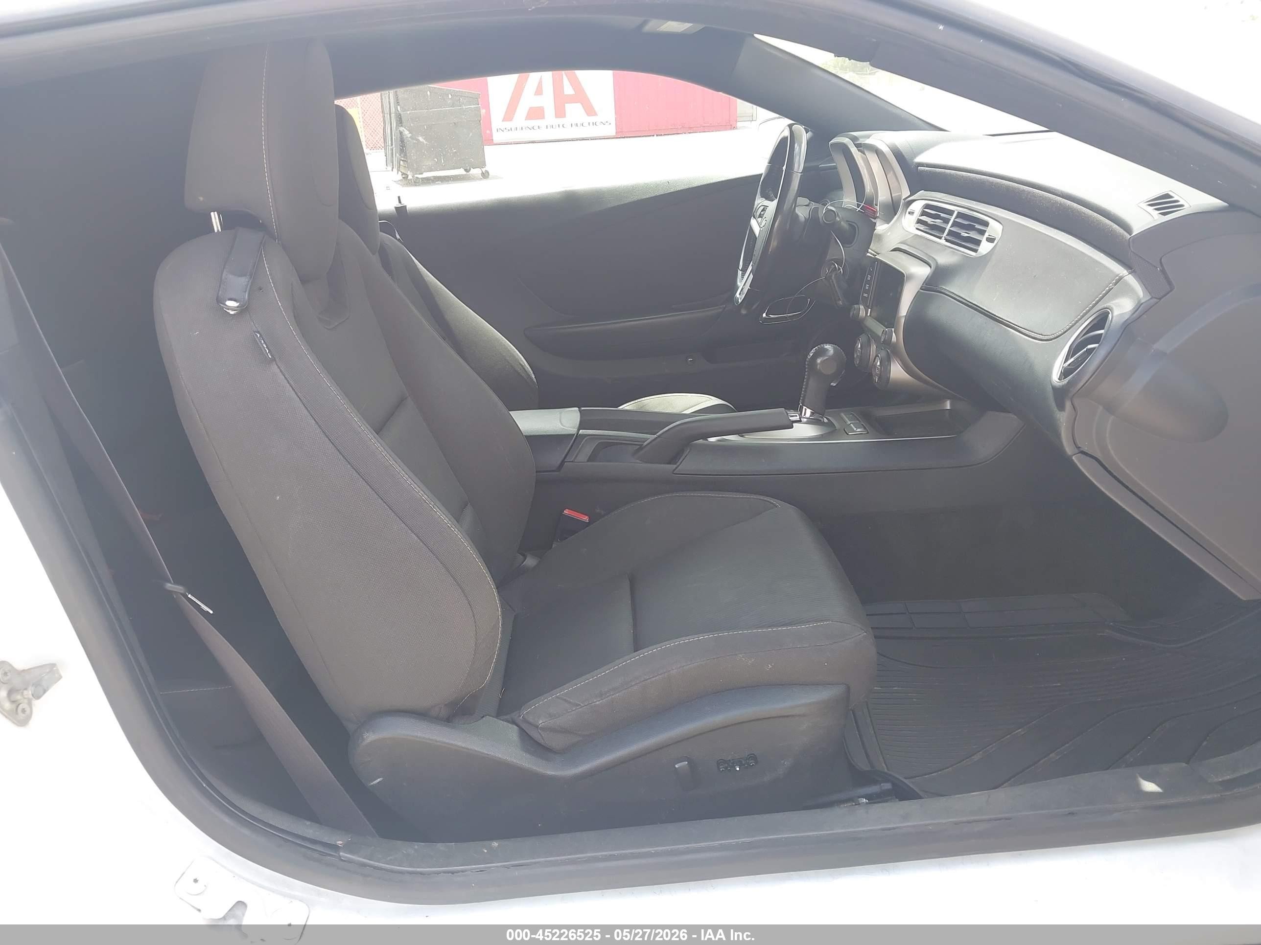 2015 Chevrolet Camaro 1lt White vin: 2G1FD1E35F9249389