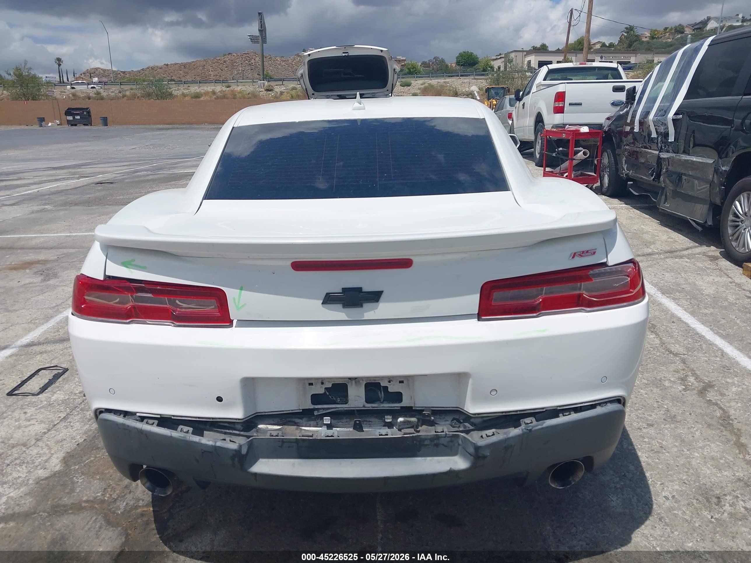 2015 Chevrolet Camaro 1lt White vin: 2G1FD1E35F9249389