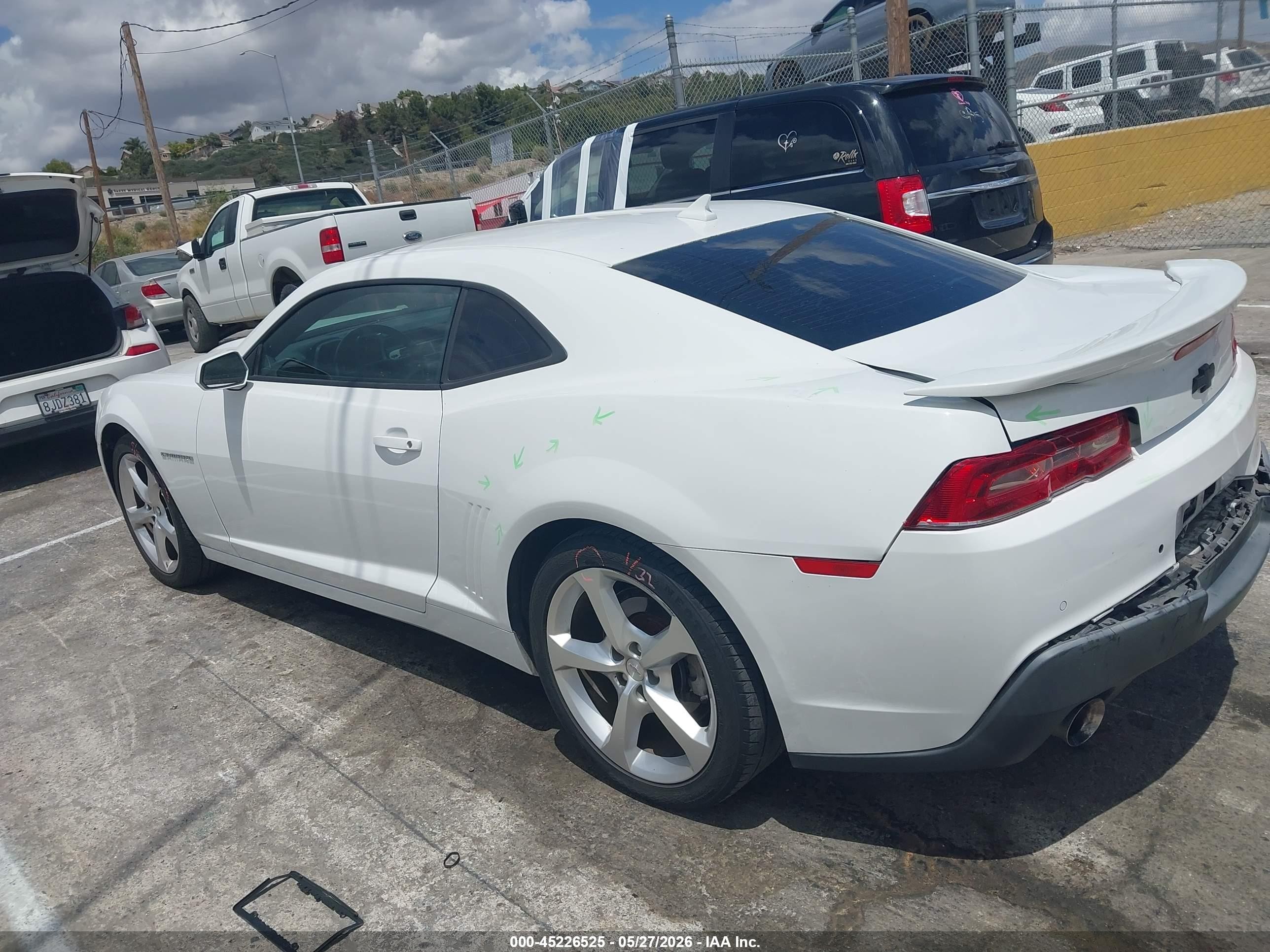 2015 Chevrolet Camaro 1lt White vin: 2G1FD1E35F9249389