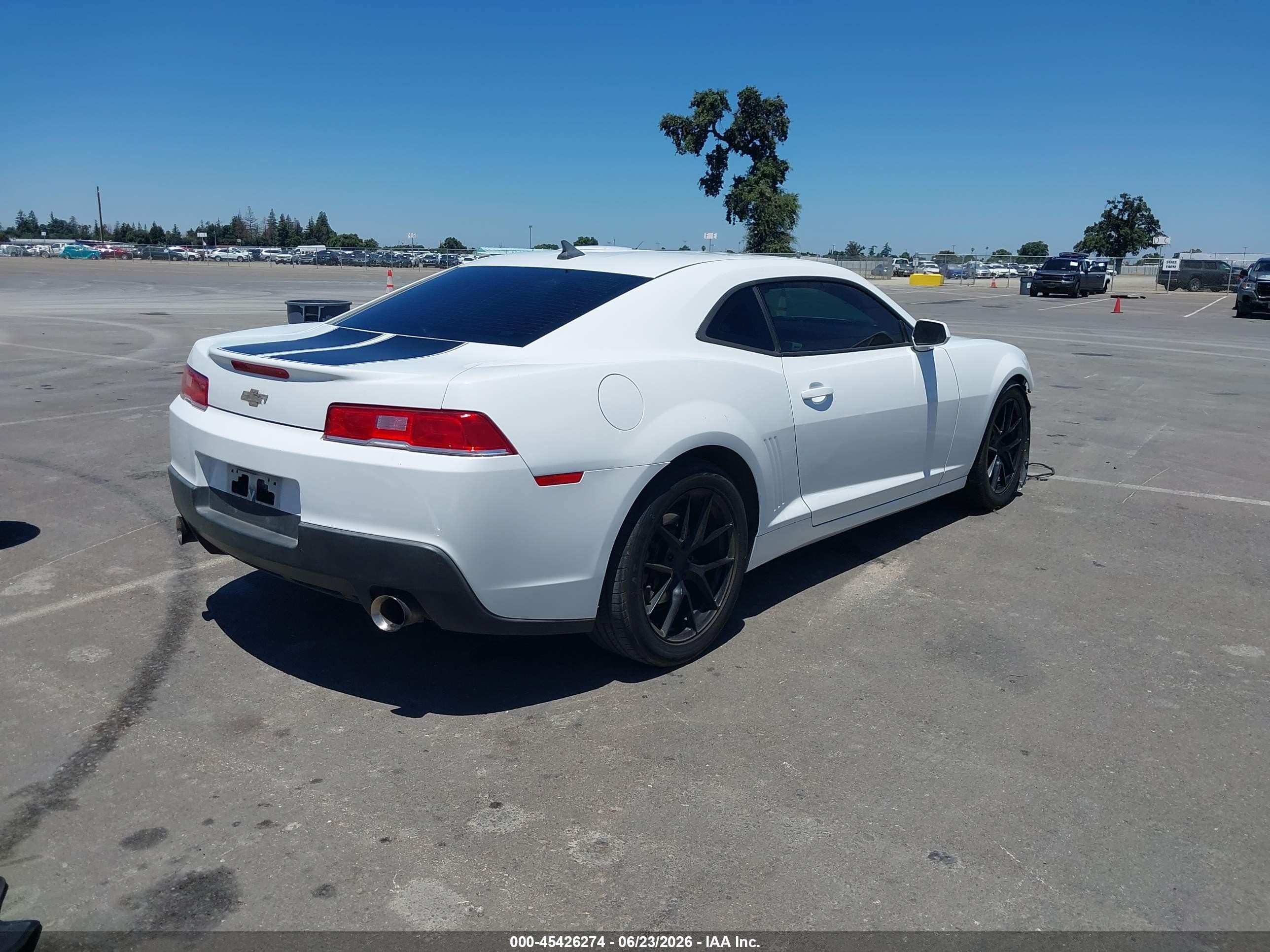 2015 Chevrolet Camaro 1lt White vin: 2G1FD1E35F9251045