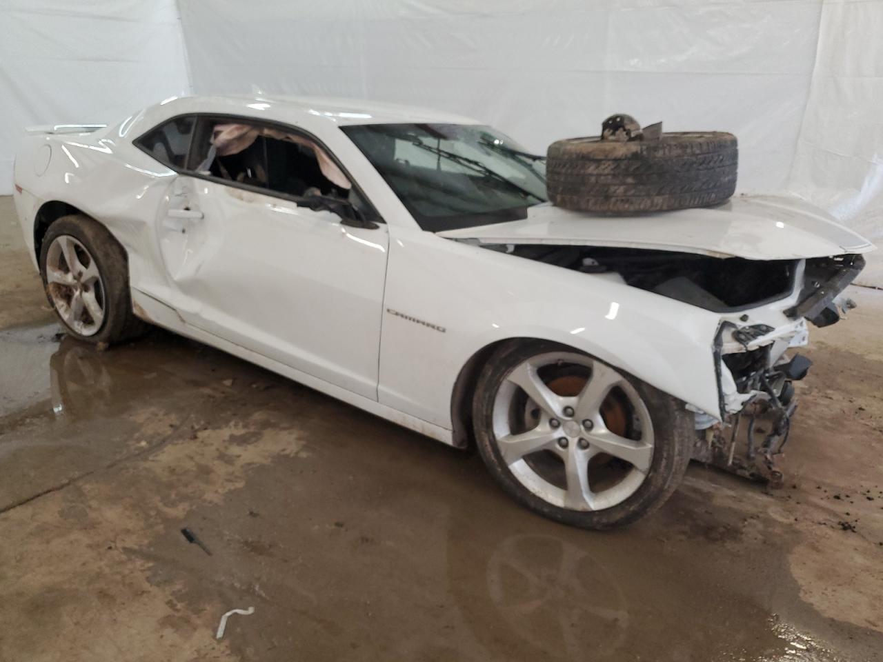 2015 Chevrolet Camaro Lt White vin: 2G1FD1E36F9145459 Damage: Right Front Door, Dent(s) W/ Paint Dmg, 9 to 10 inches