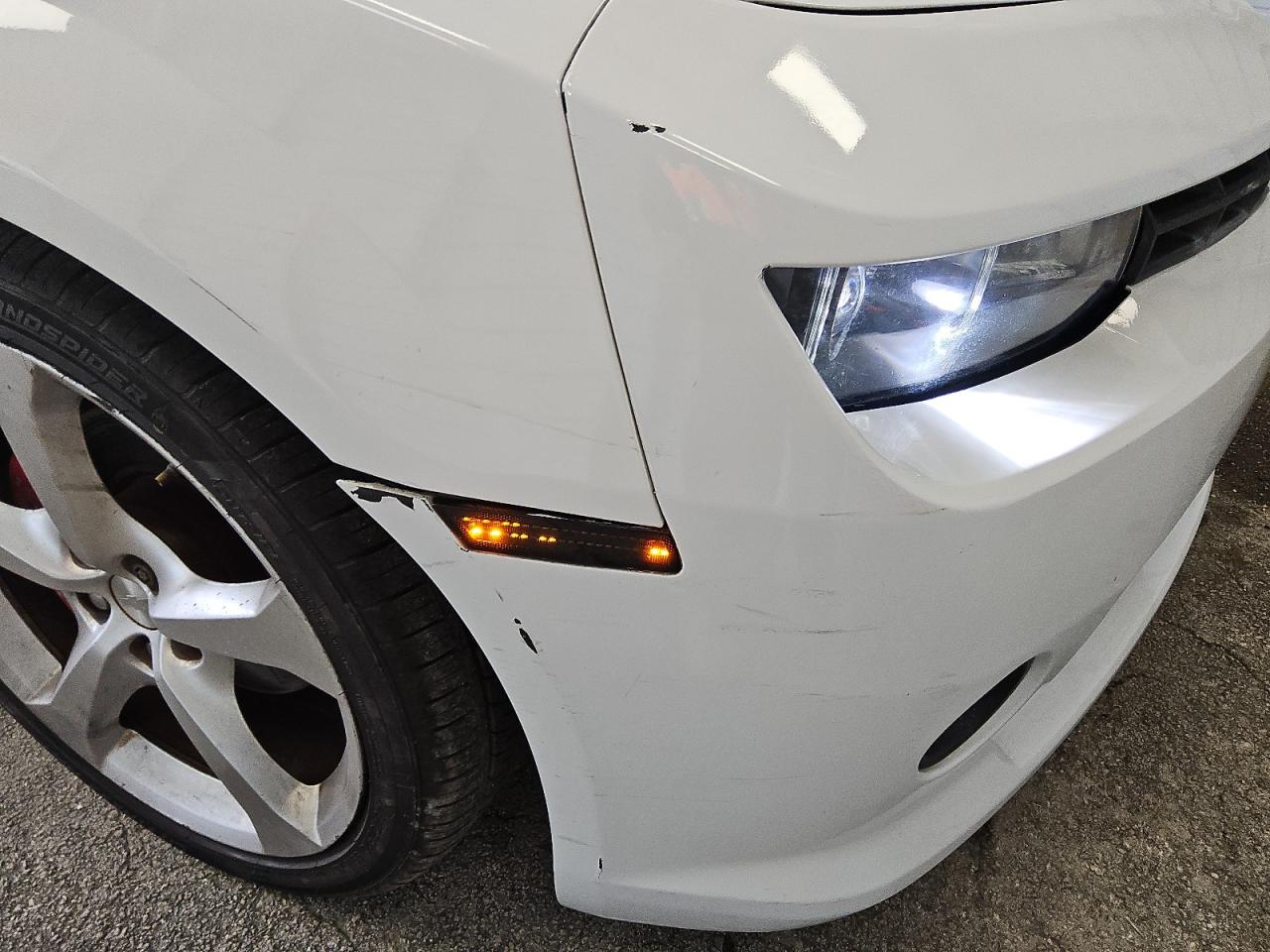 2015 Chevrolet Camaro Lt White vin: 2G1FD1E36F9193981 Damage: Front Bumper, Heavy Scratch, > 12 Inches