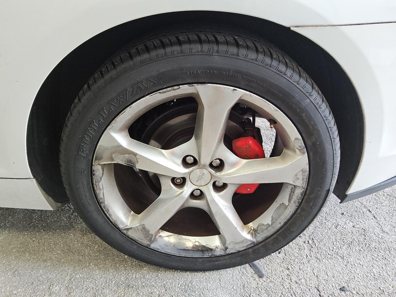 2015 Chevrolet Camaro Lt White vin: 2G1FD1E36F9193981 Damage: Left Rear Wheel, Curb Rash, > 12 Inches