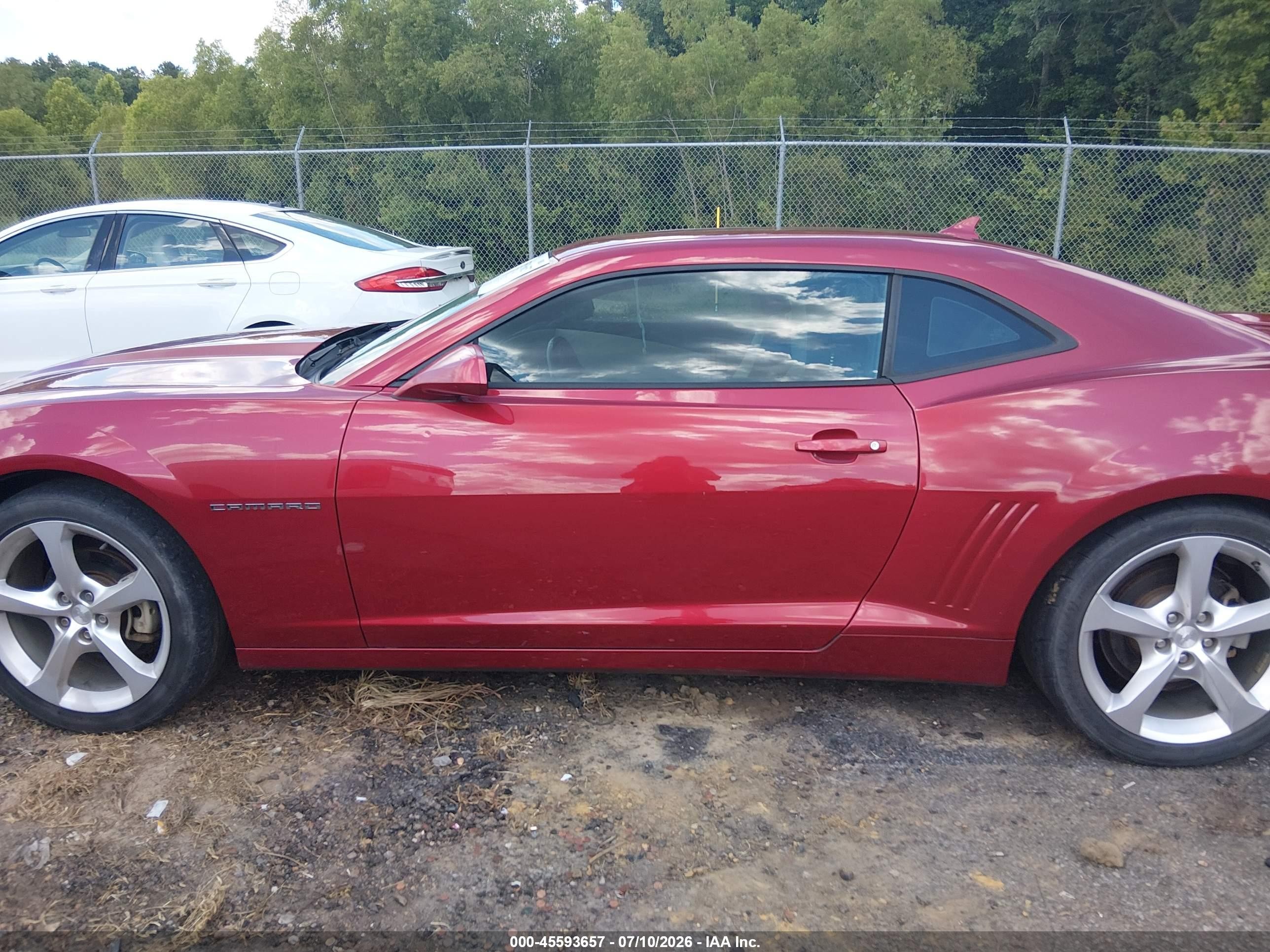 2015 Chevrolet Camaro 1lt Red vin: 2G1FD1E36F9222136