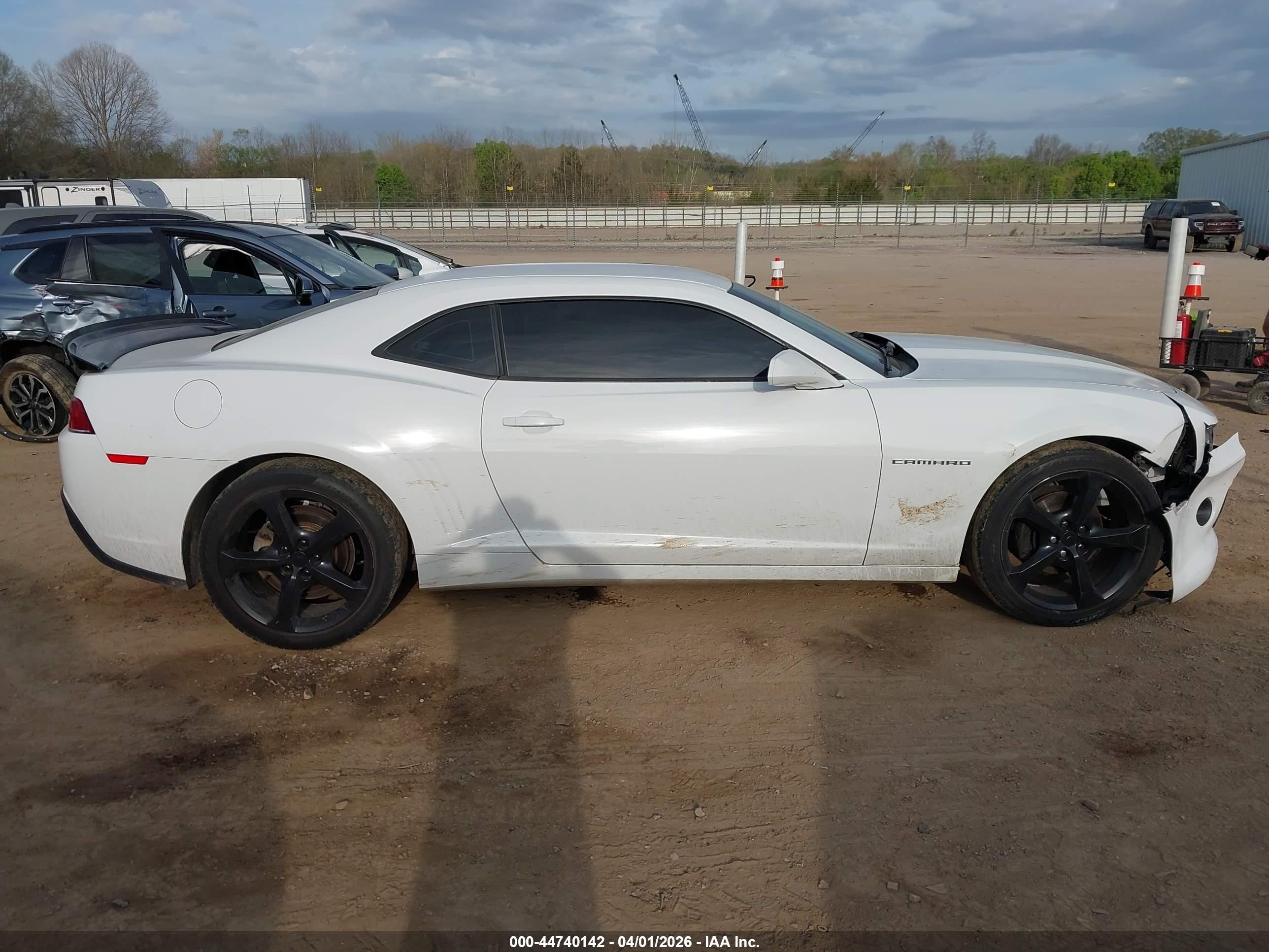 2015 Chevrolet Camaro 1lt White vin: 2G1FD1E37F9259700