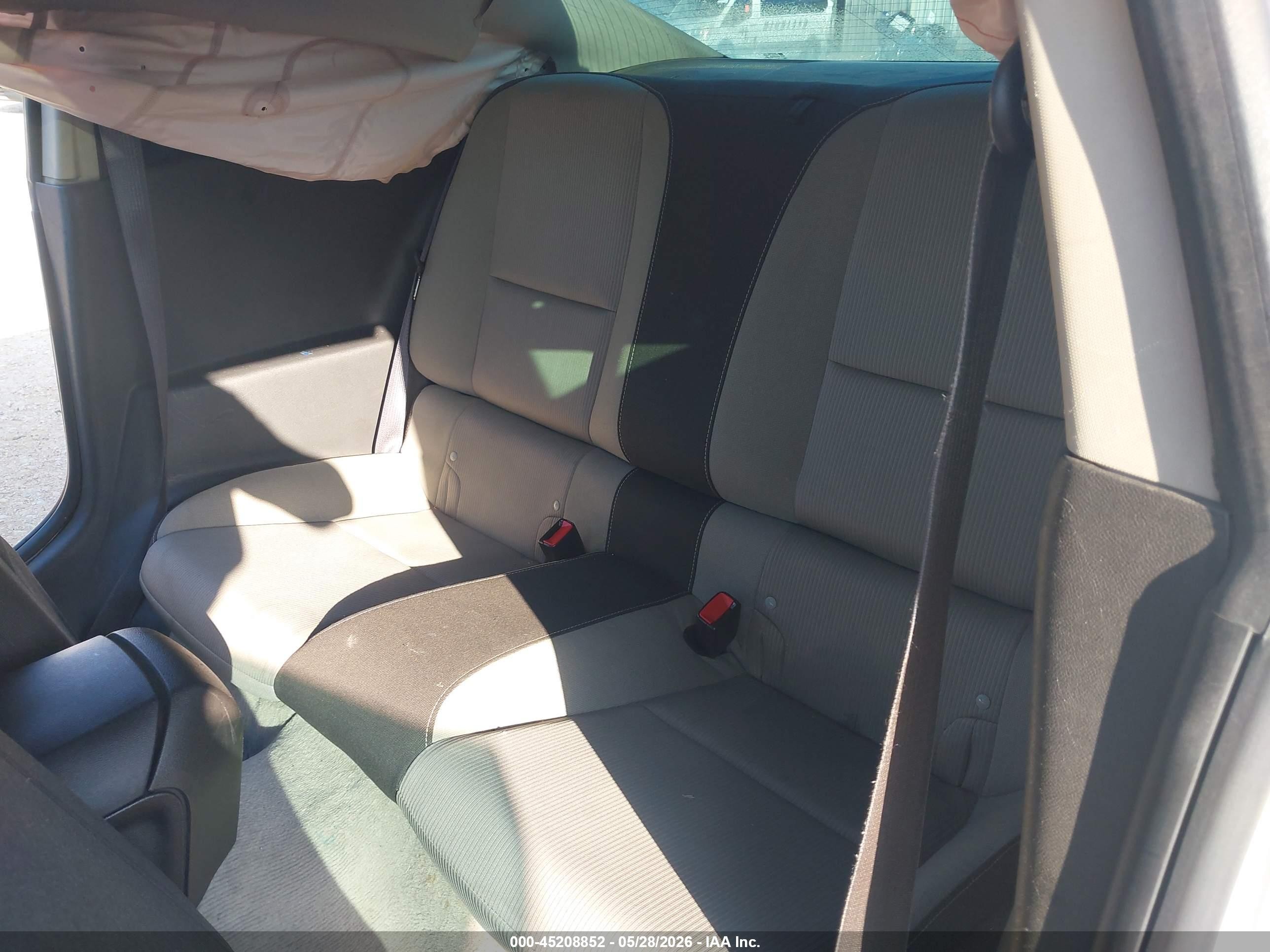 2015 Chevrolet Camaro 1lt Silver vin: 2G1FD1E37F9272625