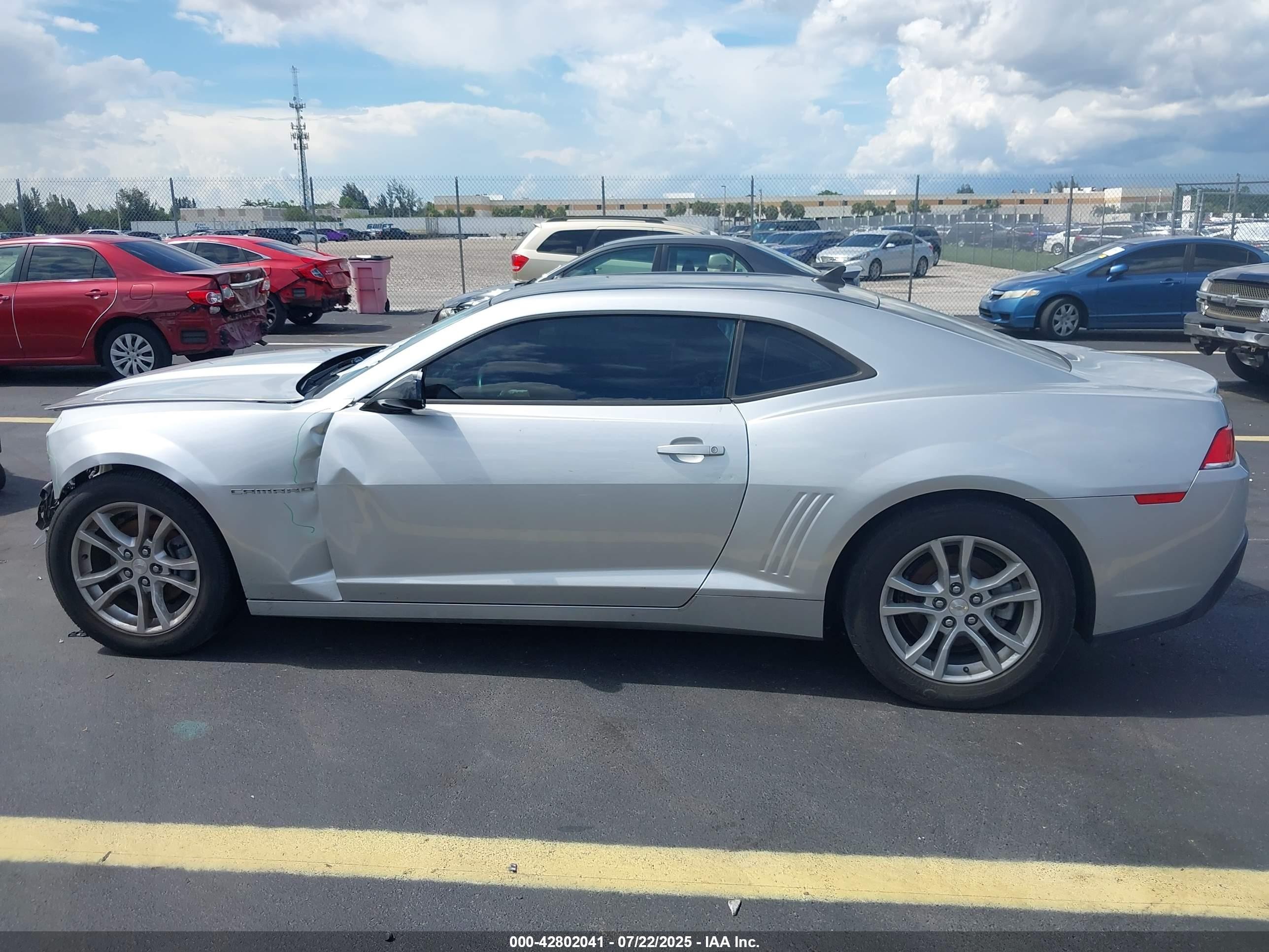 2015 Chevrolet Camaro 1lt Silver vin: 2G1FD1E39F9151014