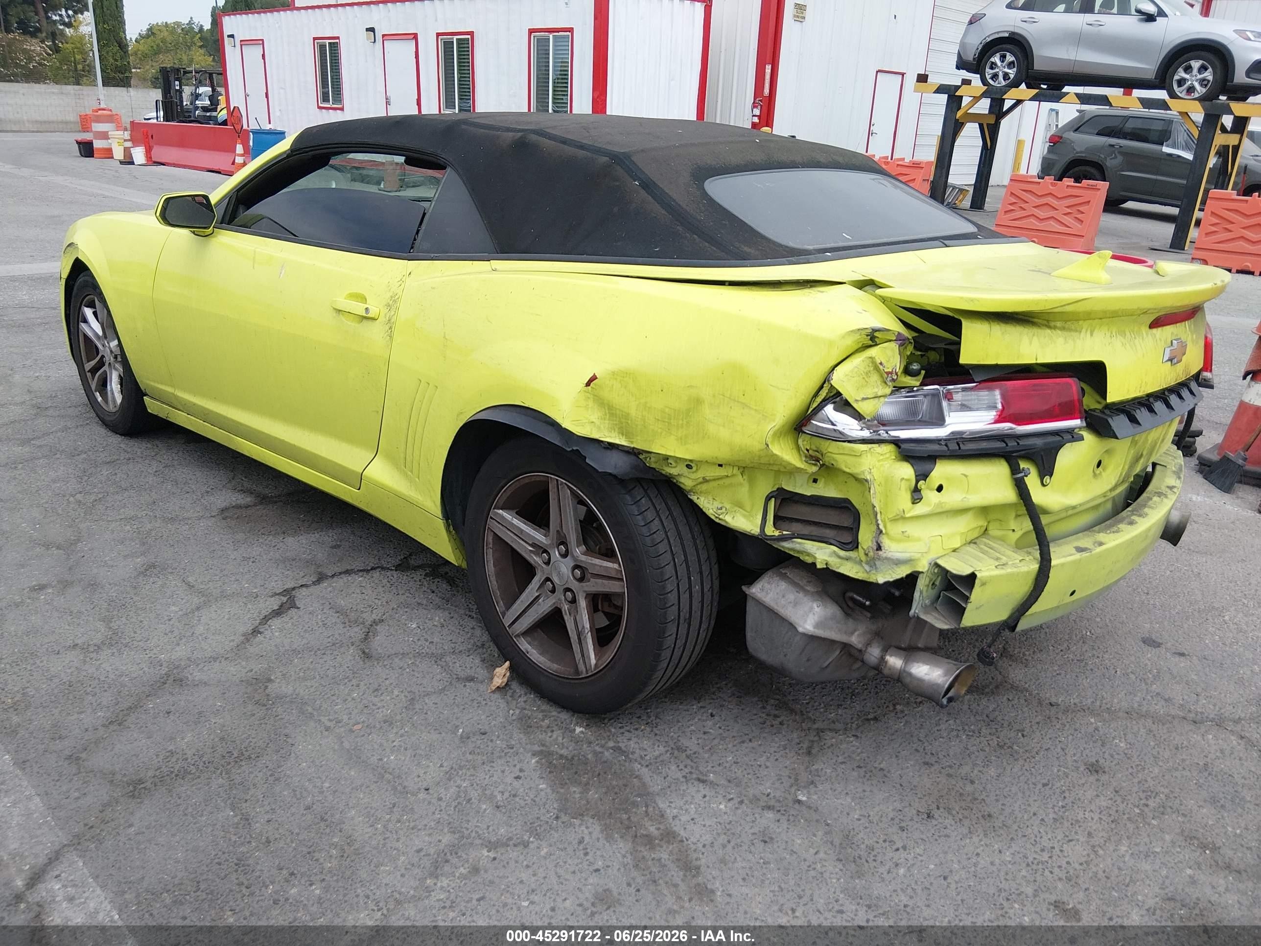 2015 Chevrolet Camaro 1lt Желтый vin: 2G1FD3D35F9262141