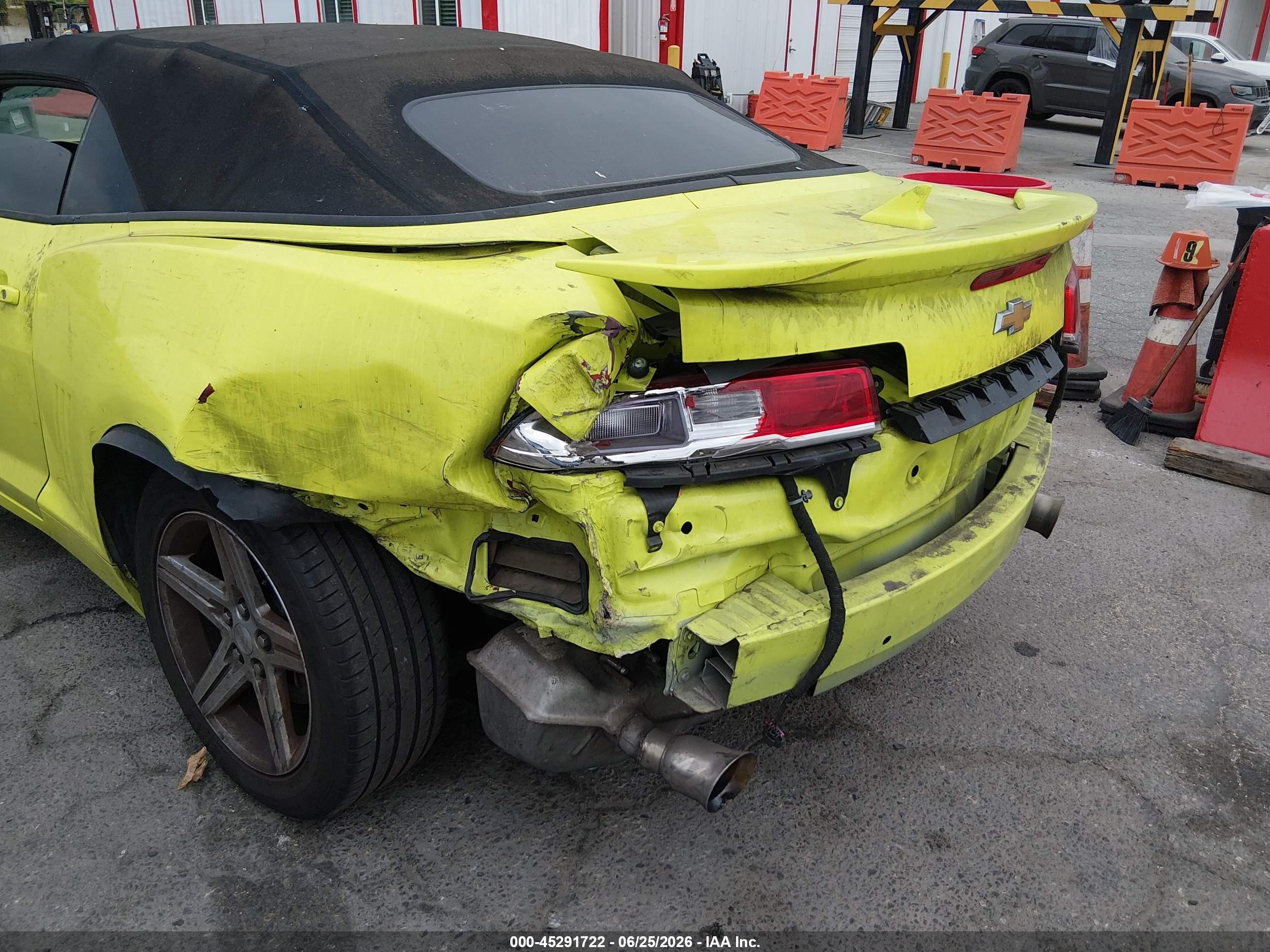 2015 Chevrolet Camaro 1lt Желтый vin: 2G1FD3D35F9262141