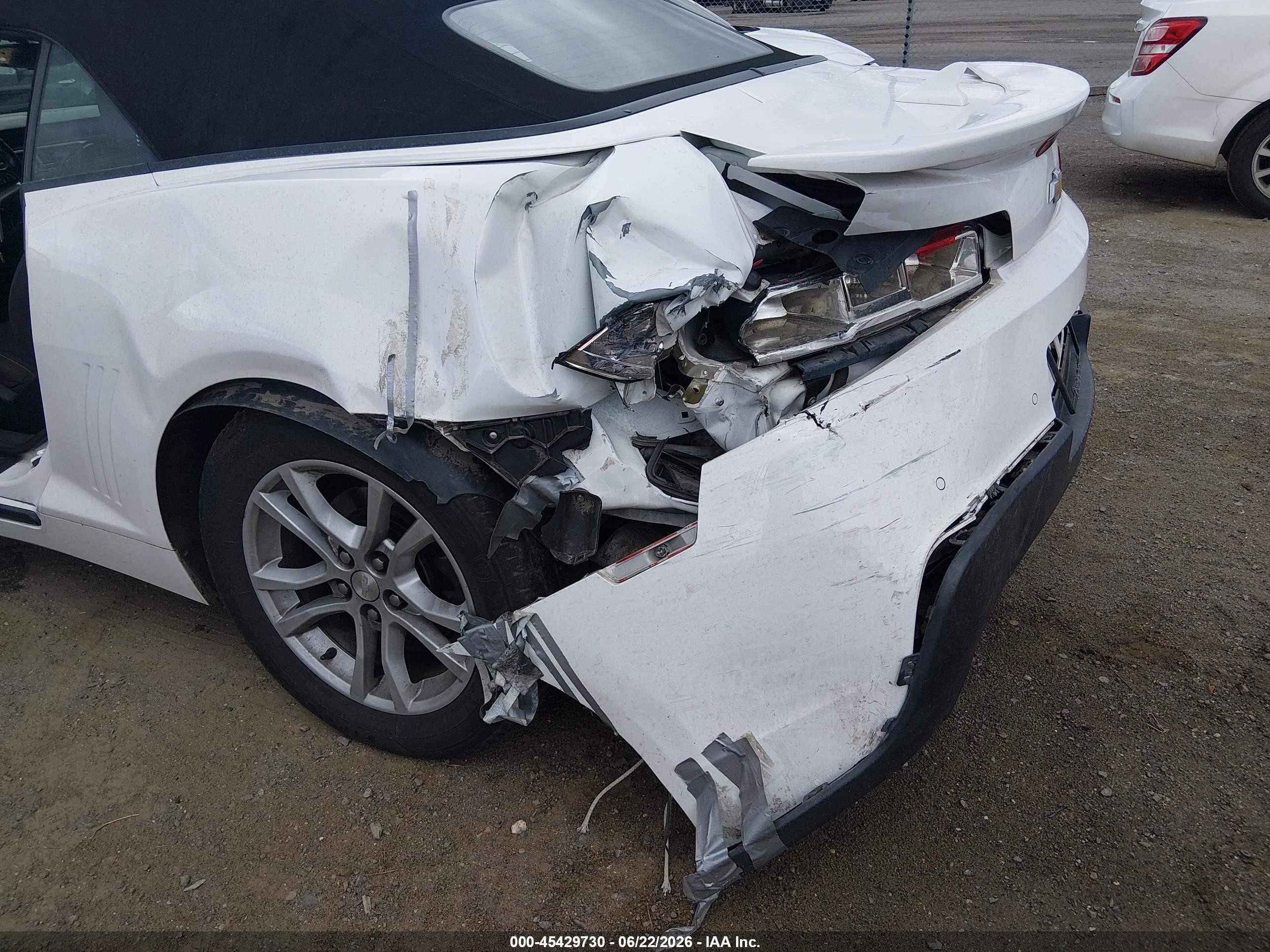 2015 Chevrolet Camaro 1lt White vin: 2G1FD3D36F9292250