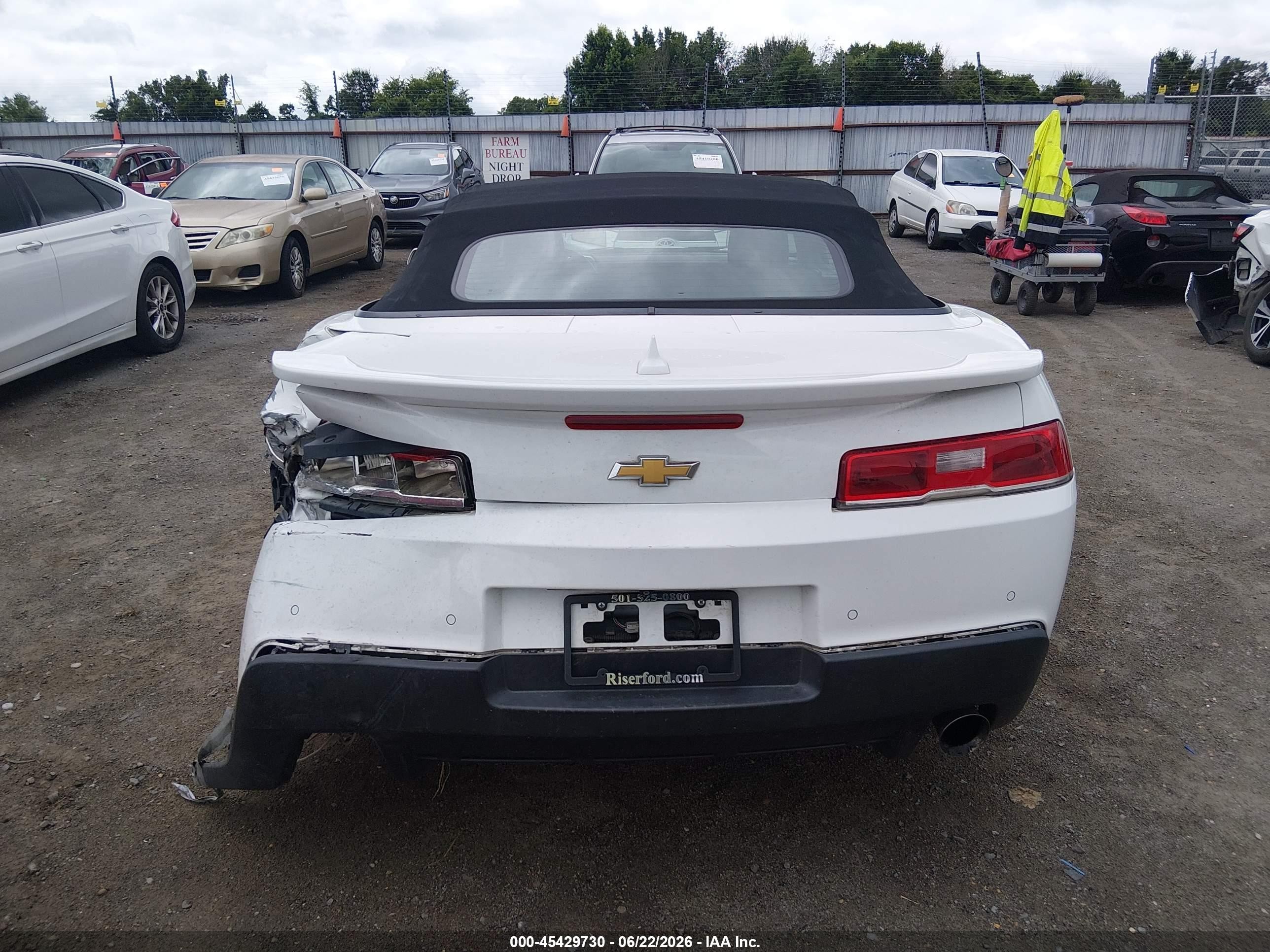 2015 Chevrolet Camaro 1lt White vin: 2G1FD3D36F9292250