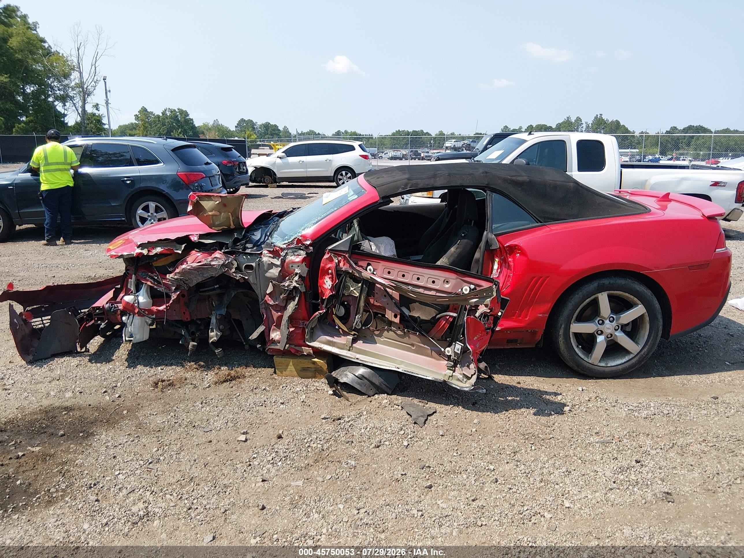 2015 Chevrolet Camaro 1lt Red vin: 2G1FD3D39F9143895