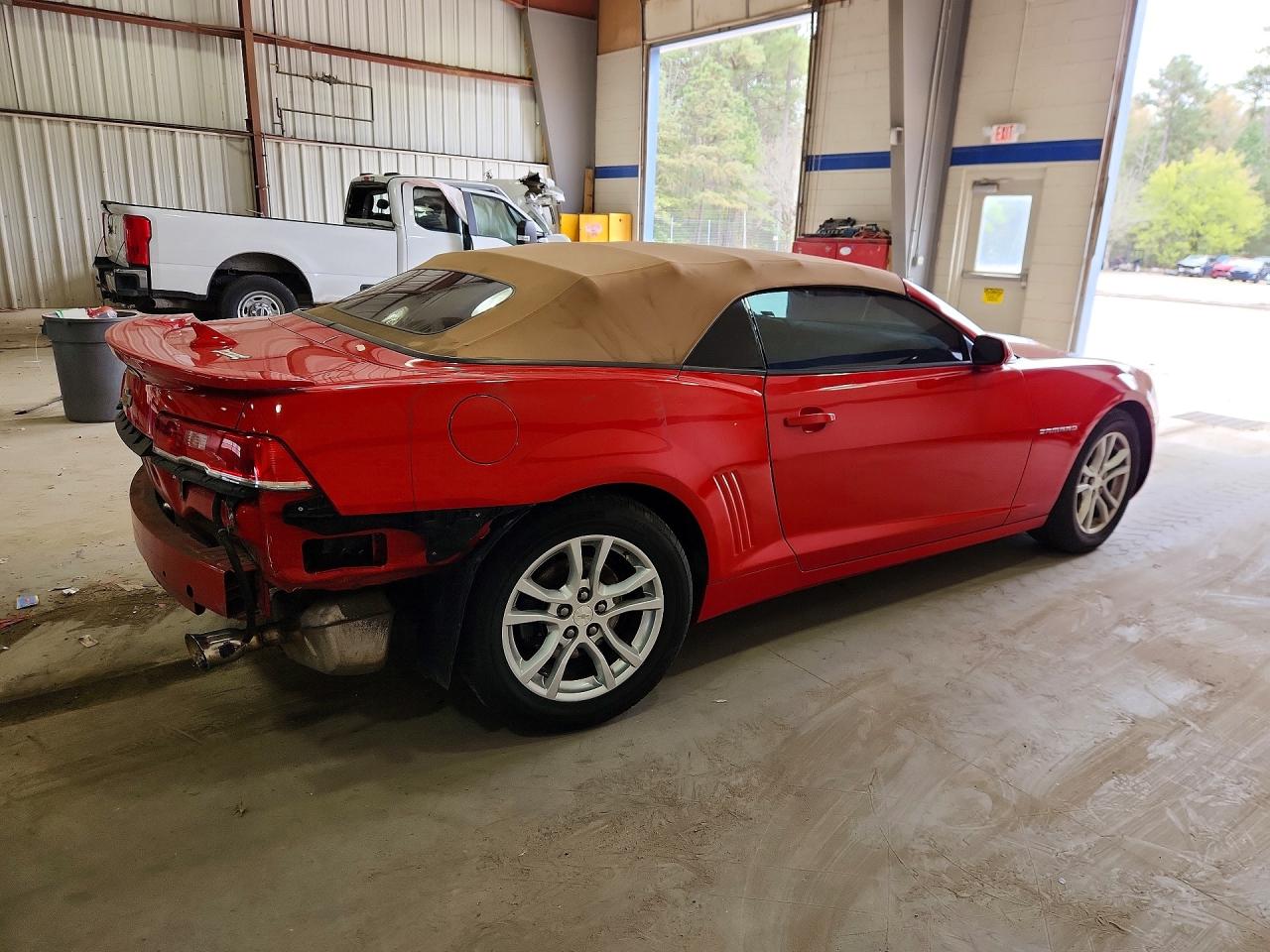 2015 Chevrolet Camaro Lt Red vin: 2G1FD3D39F9275894