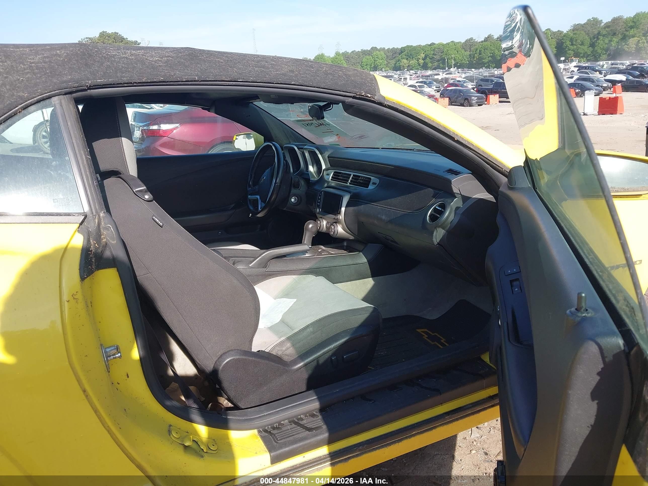2015 Chevrolet Camaro 1lt Yellow vin: 2G1FD3D3XF9288184