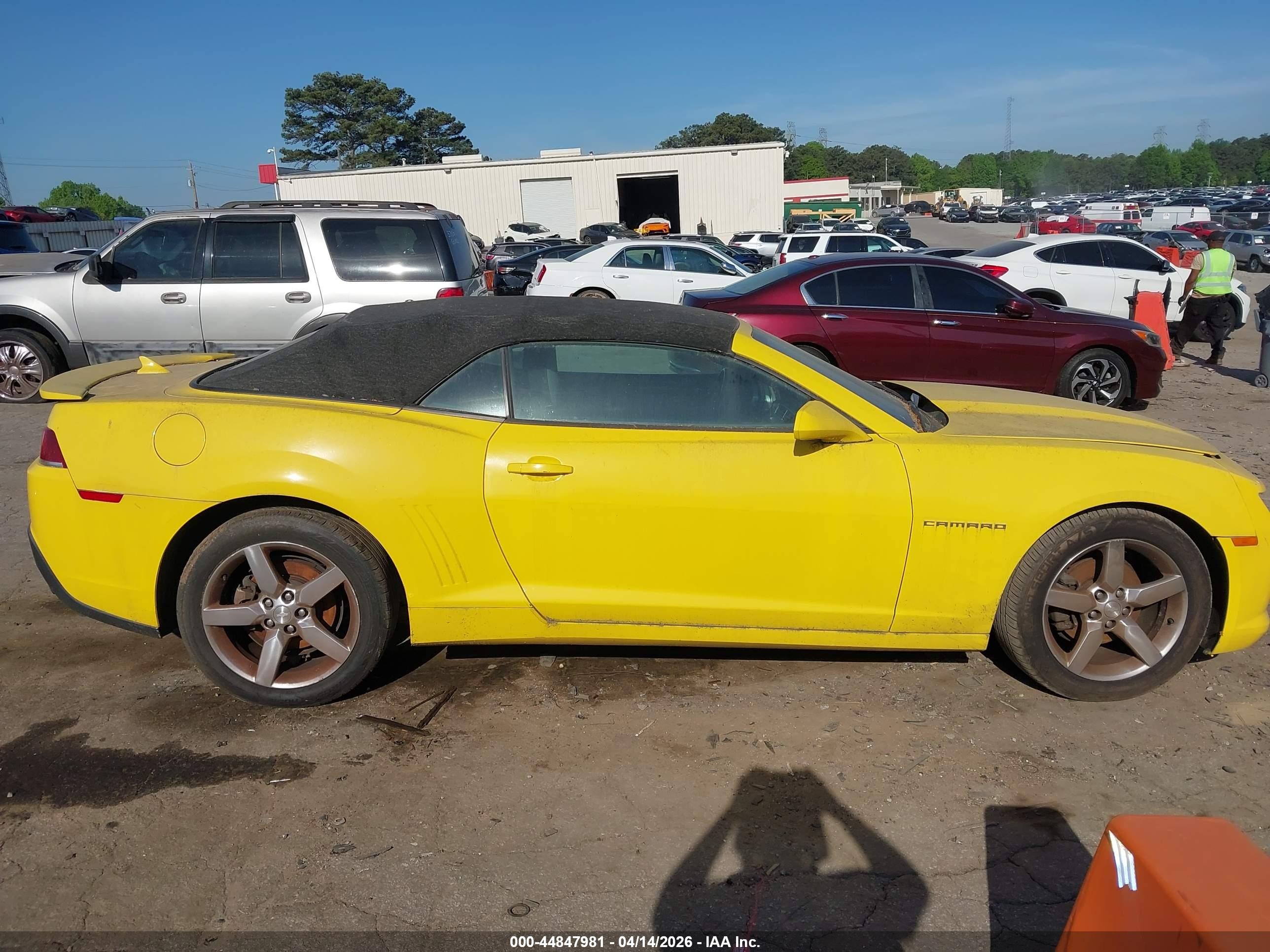 2015 Chevrolet Camaro 1lt Yellow vin: 2G1FD3D3XF9288184