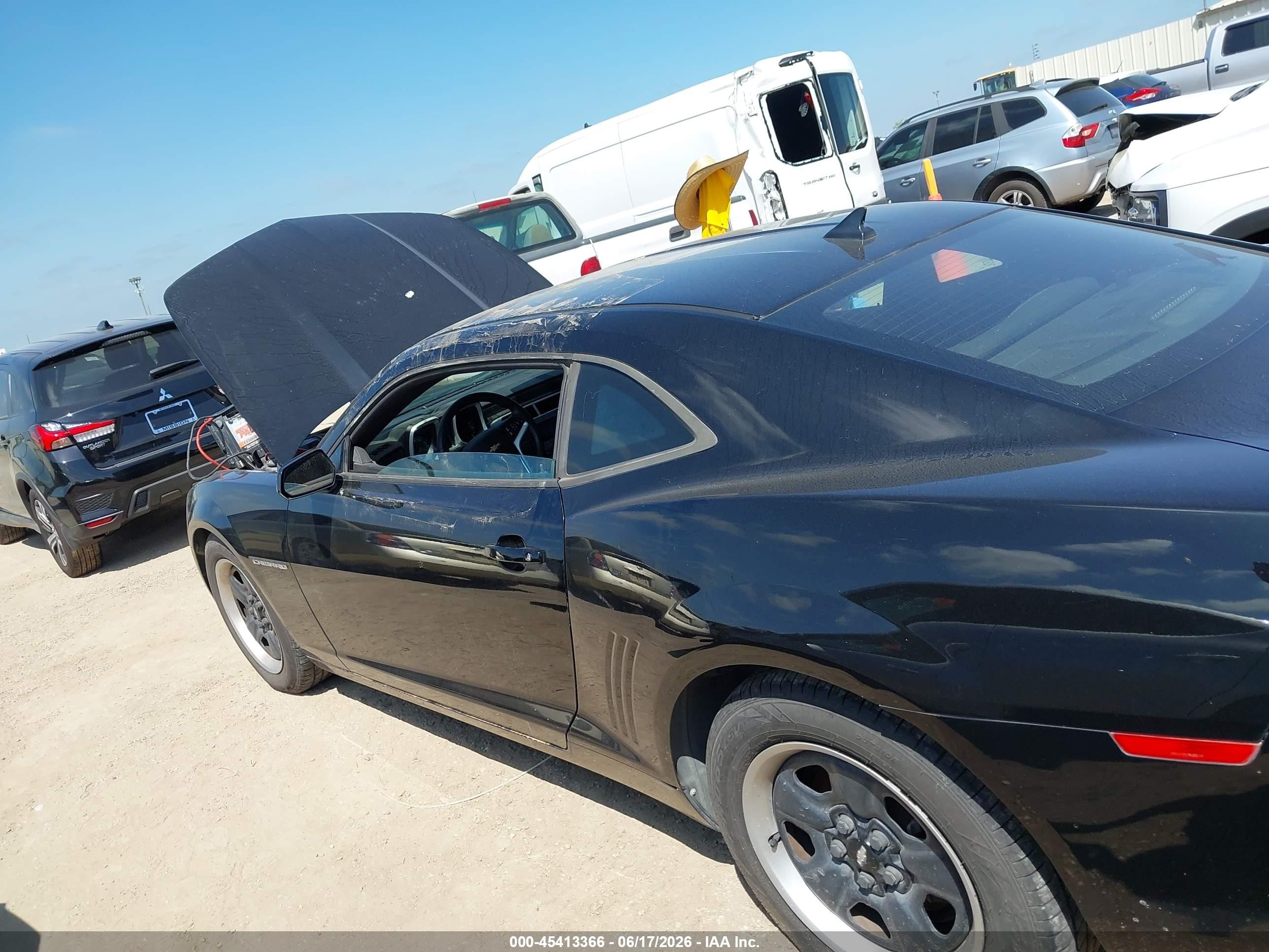2013 Chevrolet Camaro 1ls Black vin: 2G1FE1E31D9199228