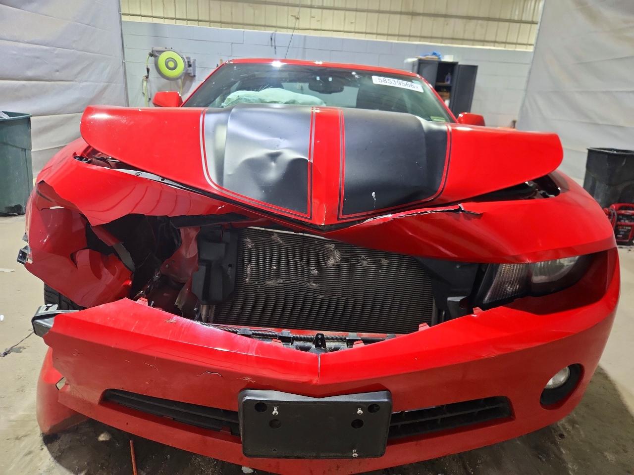 2012 Chevrolet Camaro Ls Красный vin: 2G1FE1E36C9184562