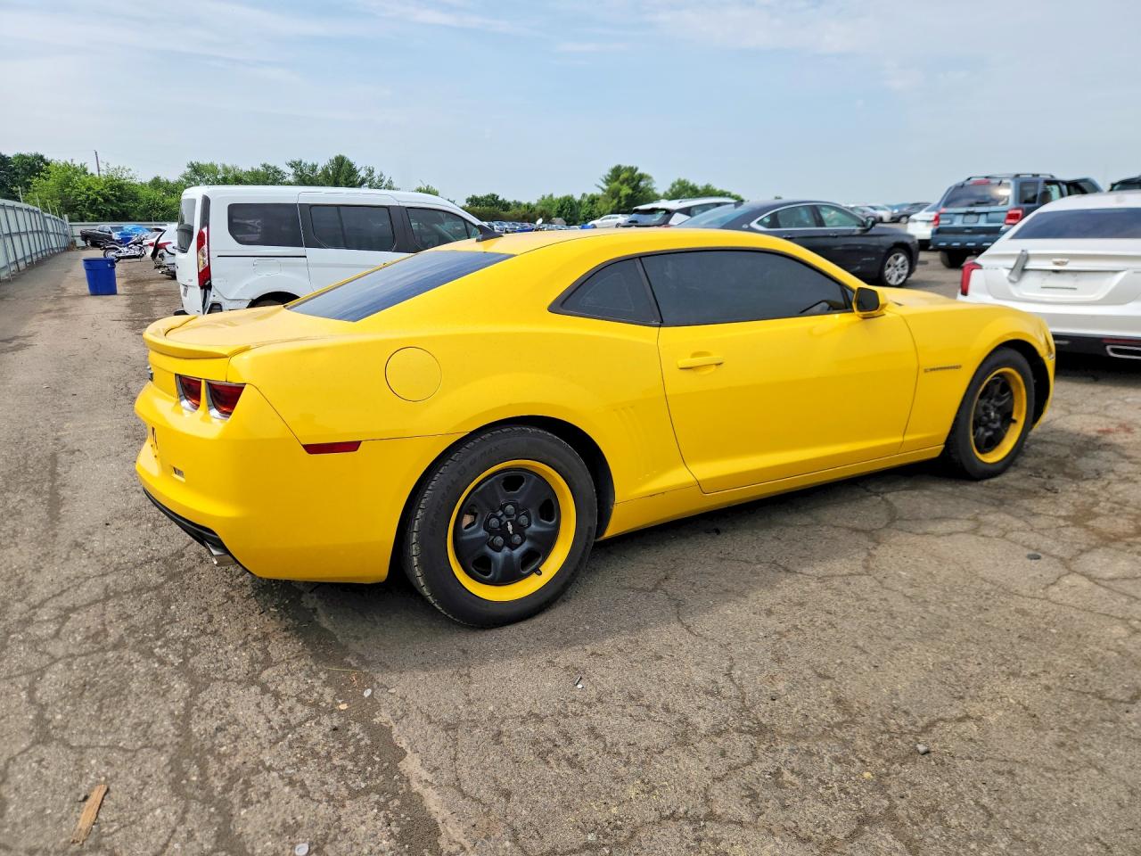 2012 Chevrolet Camaro Ls Yellow vin: 2G1FE1E36C9191513
