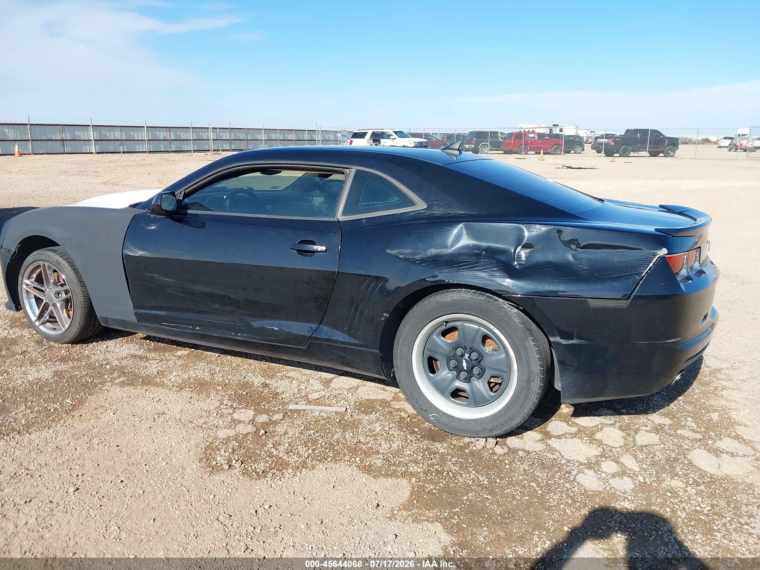 2013 Chevrolet Camaro 1ls Black vin: 2G1FE1E38D9129886