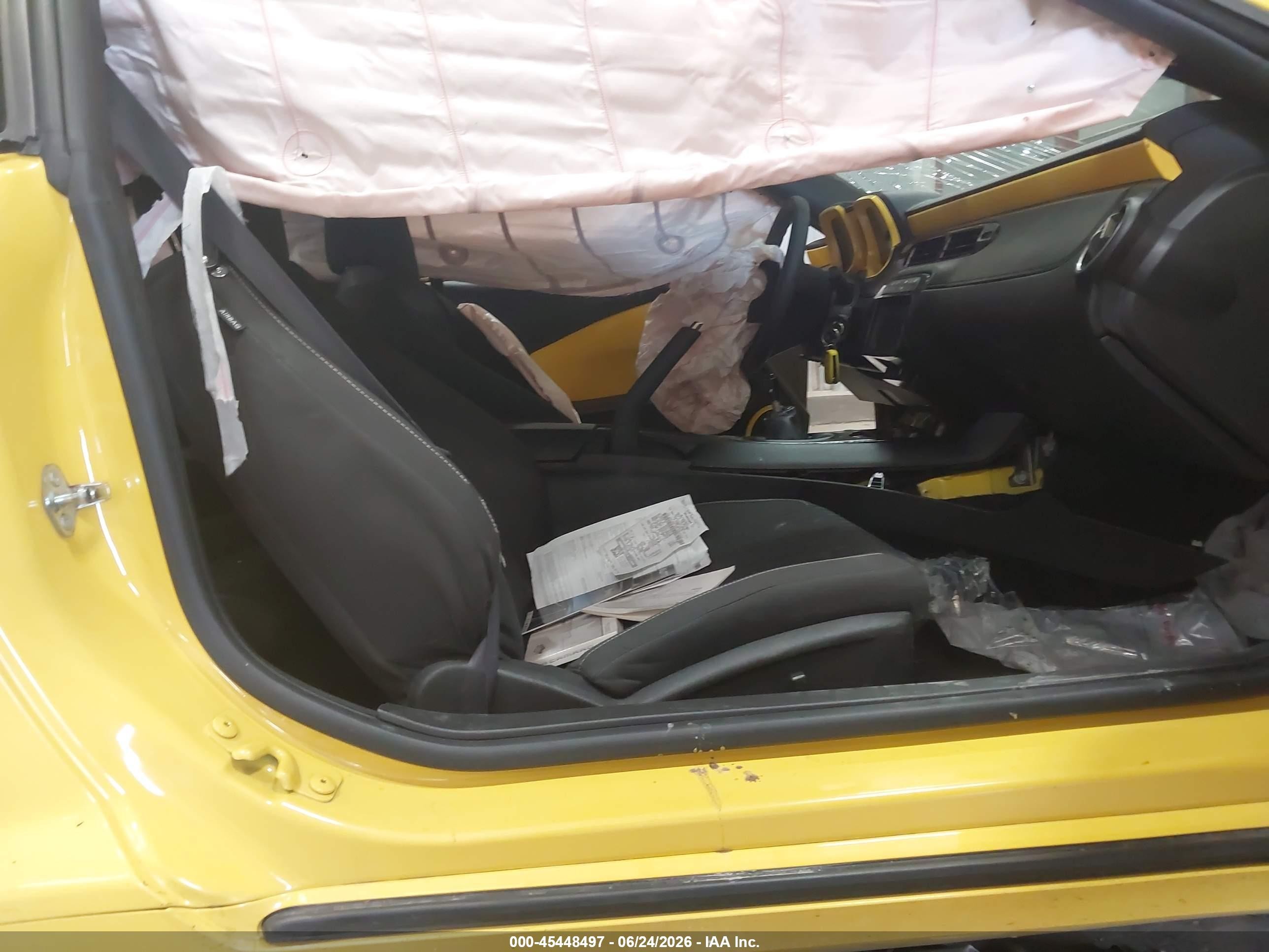 2012 Chevrolet Camaro 1ls Yellow vin: 2G1FE1E3XC9140225