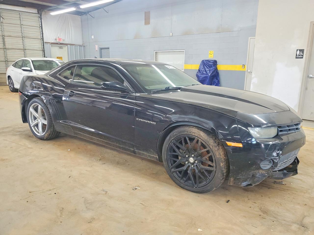 2014 Chevrolet Camaro Ls Black vin: 2G1FE1E3XE9211863