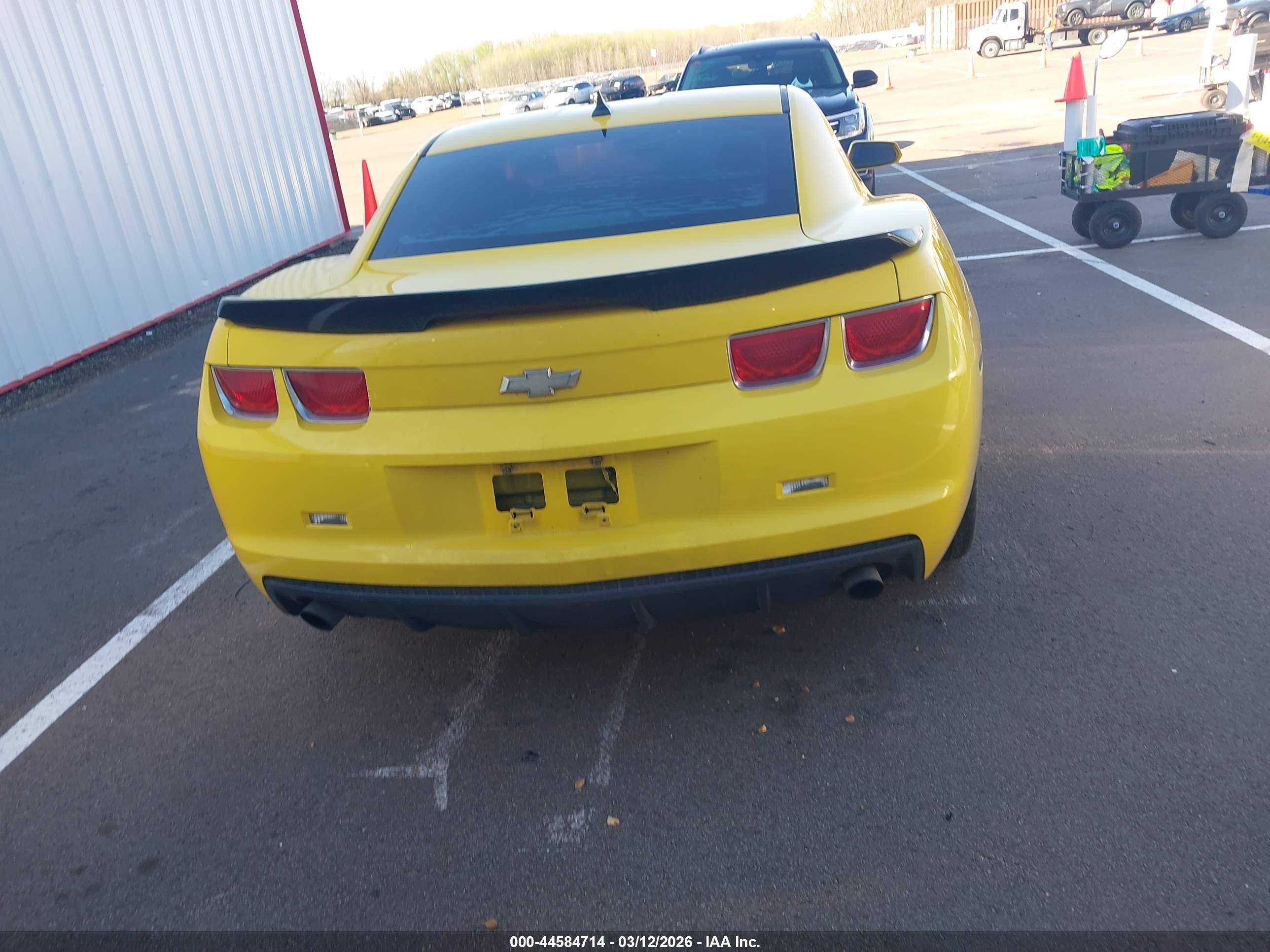 2011 Chevrolet Camaro 1ls Желтый vin: 2G1FE1ED5B9171891