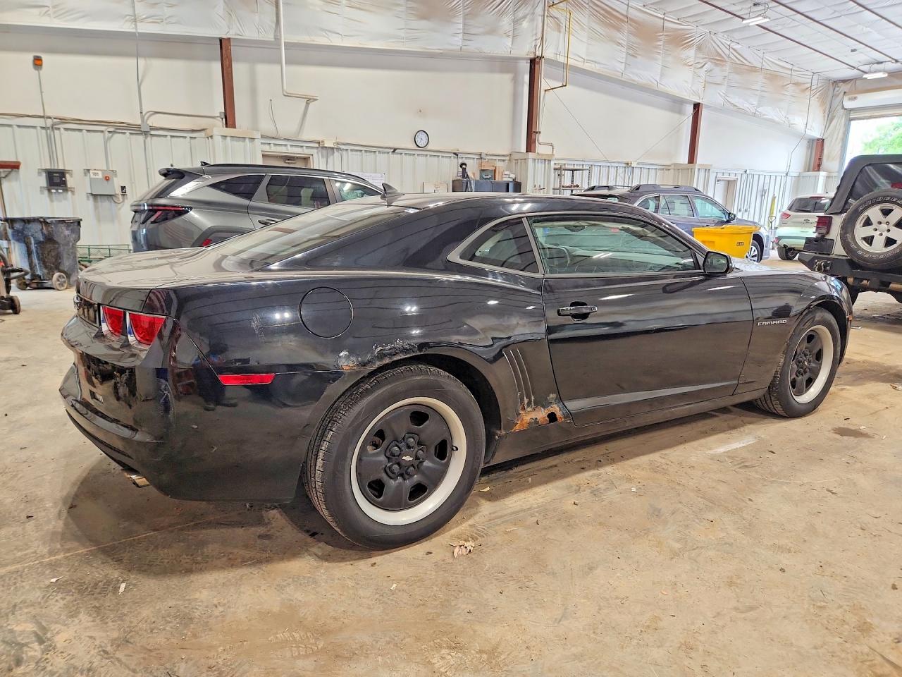 2011 Chevrolet Camaro Ls Black vin: 2G1FE1ED7B9213381