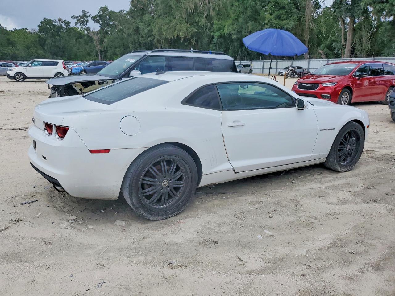 2011 Chevrolet Camaro Ls White vin: 2G1FE1ED8B9214281