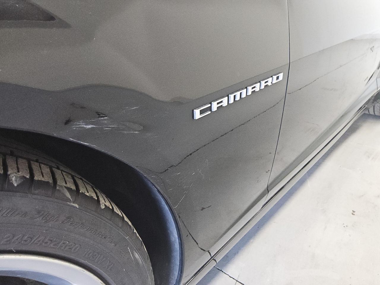 2015 Chevrolet Camaro Lt Черный vin: 2G1FF1E3XF9143255 Damage: Left Front Fender, Dent(S) W/ Paint Dmg, 2 To 3 Inches