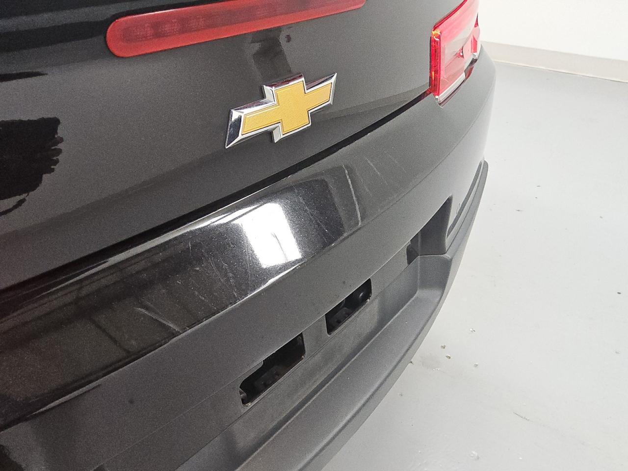 2015 Chevrolet Camaro Lt Черный vin: 2G1FF1E3XF9143255 Damage: Rear Bumper, Multiple Scratches Heavy, 10 Or More