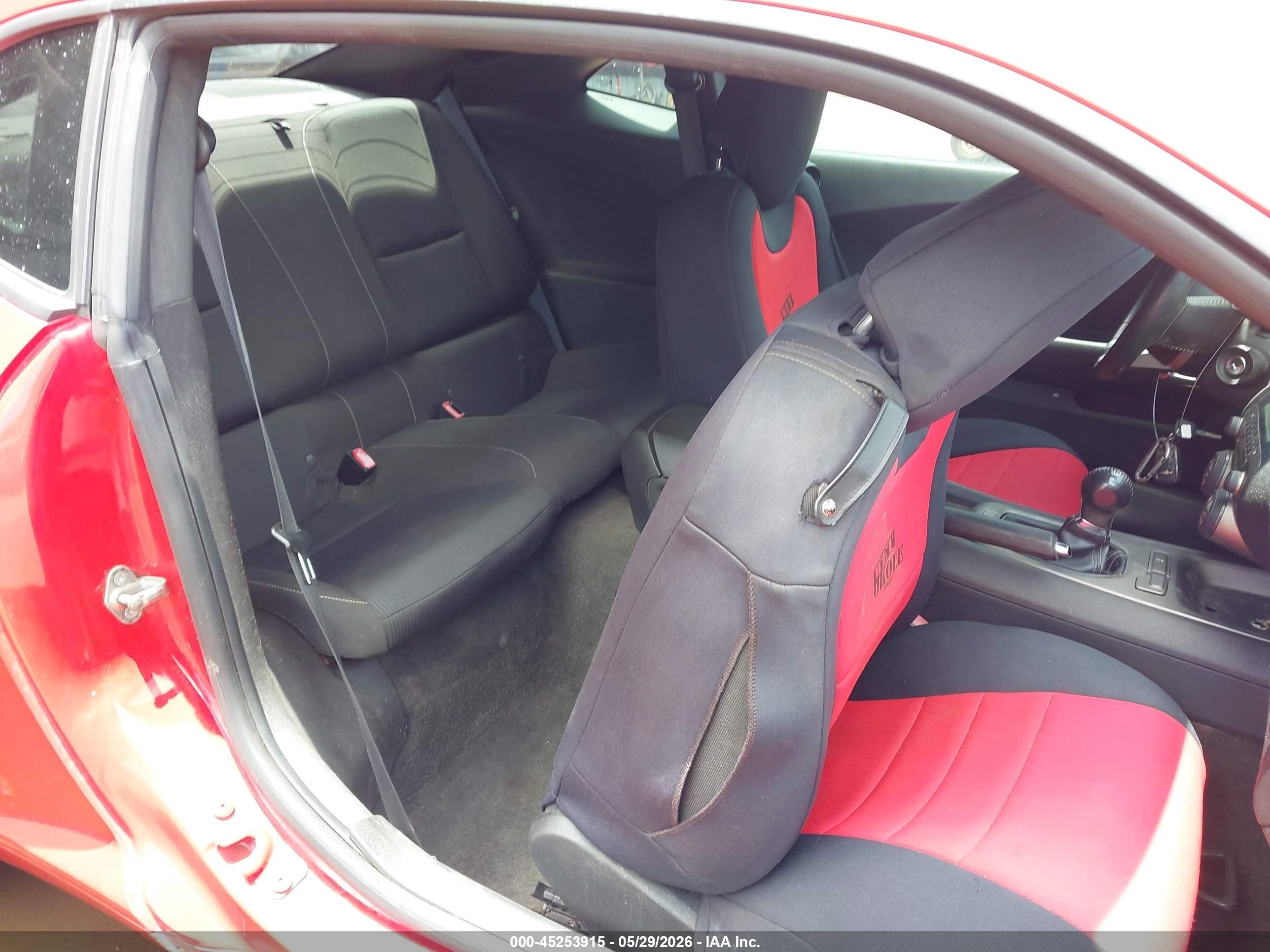 2011 Chevrolet Camaro 1lt Red vin: 2G1FF1ED3B9109547