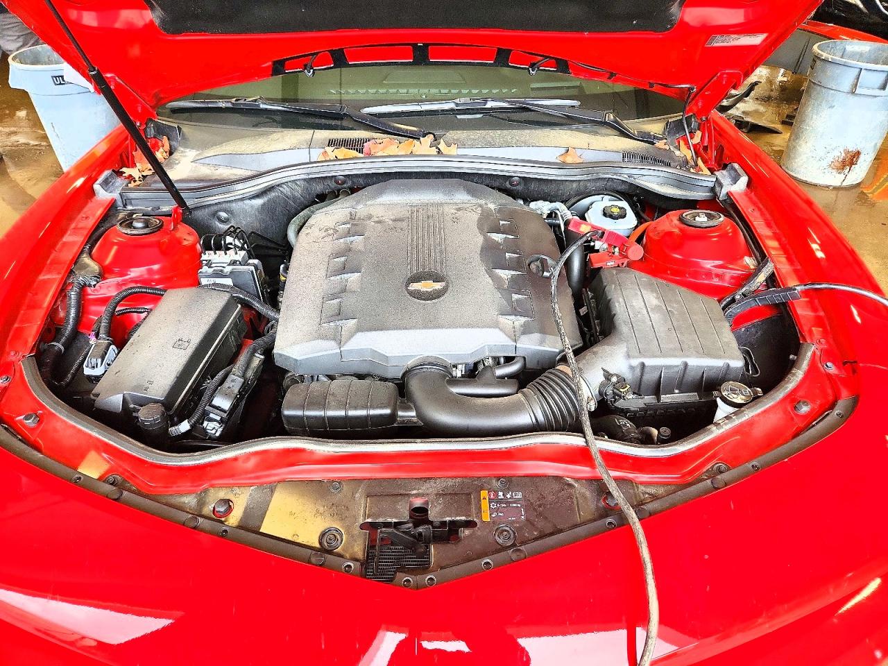2011 Chevrolet Camaro Lt Red vin: 2G1FG1ED7B9147666