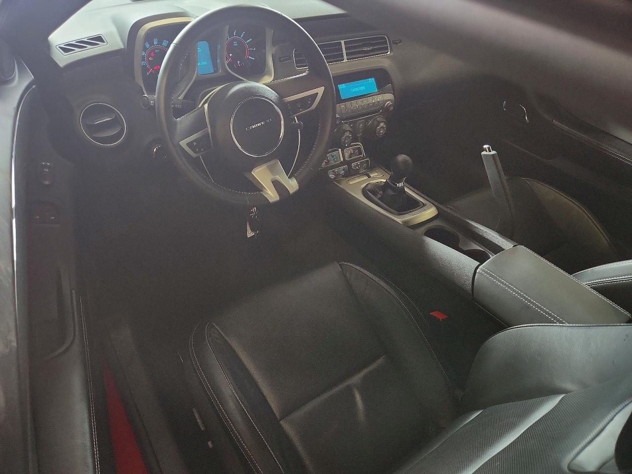 2011 Chevrolet Camaro Lt Red vin: 2G1FG1ED7B9147666