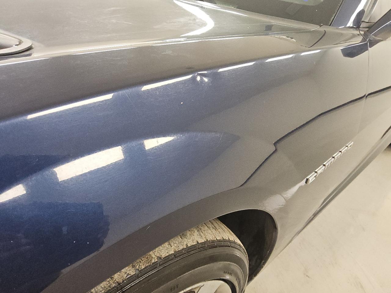 2010 Chevrolet Camaro Lt Синий vin: 2G1FG1EV6A9194923 Damage: Left Front Fender, Dent(S) W/ Paint Dmg, 1 To 2 Inches