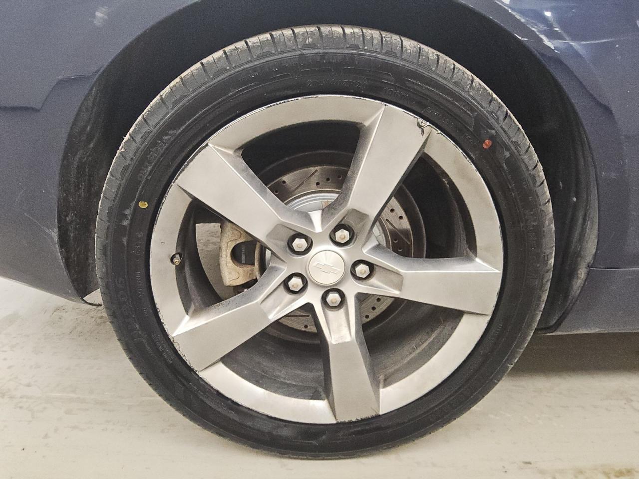 2010 Chevrolet Camaro Lt Синий vin: 2G1FG1EV6A9194923 Damage: Right Rear Wheel, Curb Rash, > 12 Inches