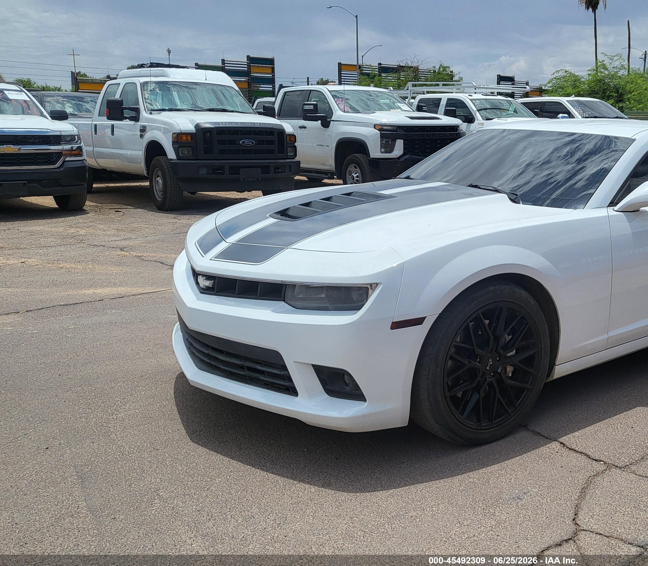 2014 Chevrolet Camaro 1ss White vin: 2G1FJ1EJ3E9289203