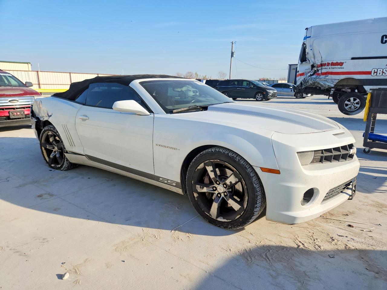 2011 Chevrolet Camaro Ss White vin: 2G1FJ3DJ7B9201276