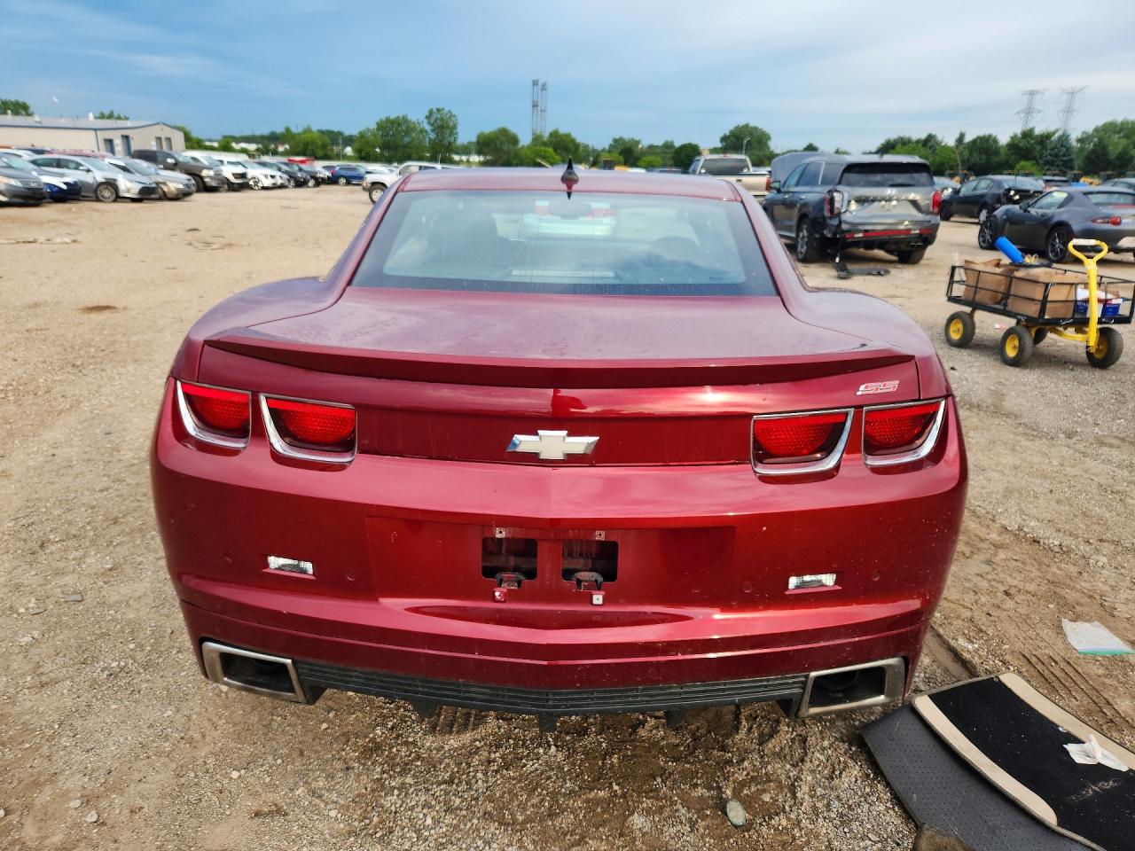 2011 Chevrolet Camaro 2ss Burgundy vin: 2G1FK1EJ0B9147044