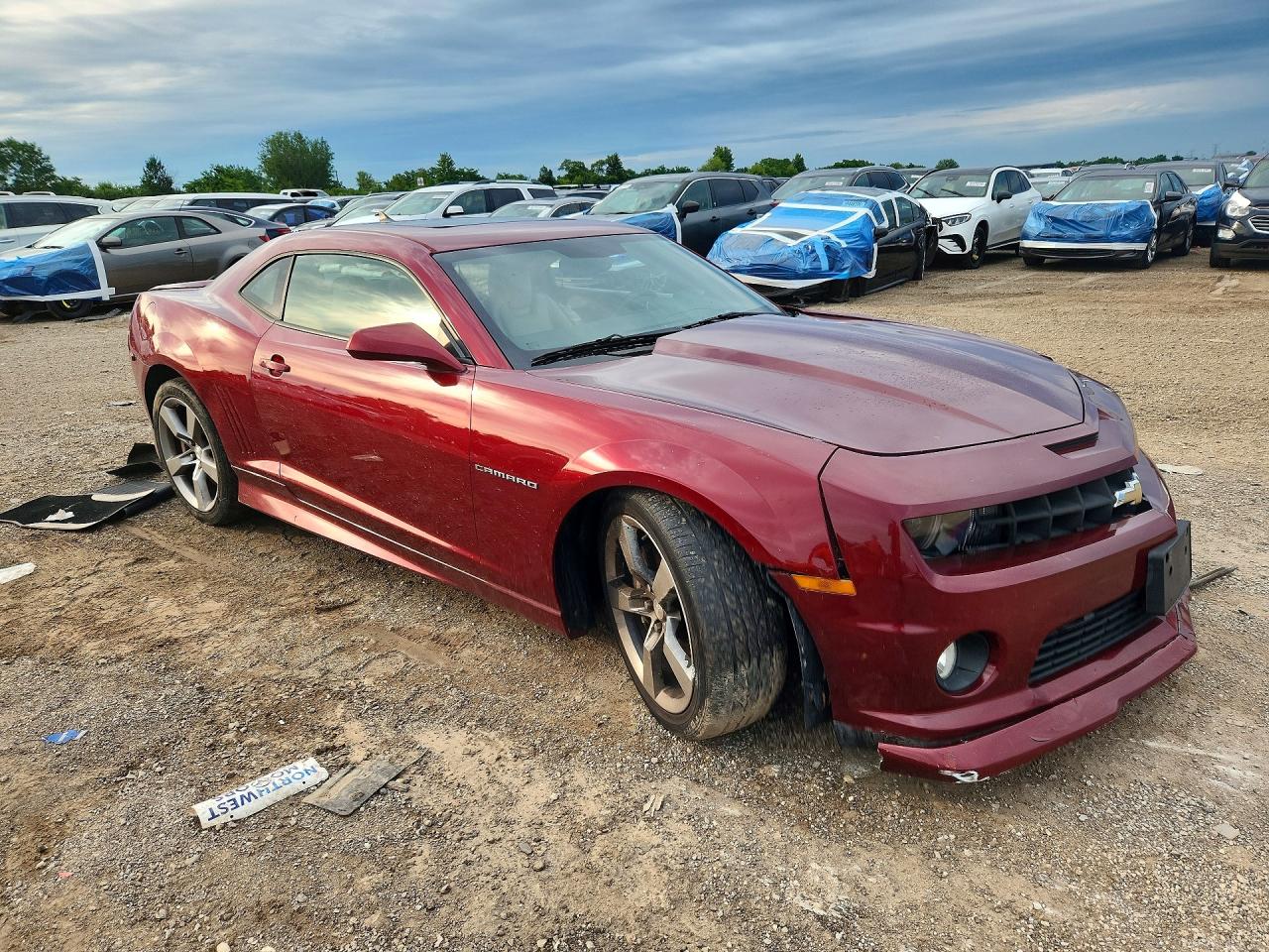 2011 Chevrolet Camaro 2ss Burgundy vin: 2G1FK1EJ0B9147044
