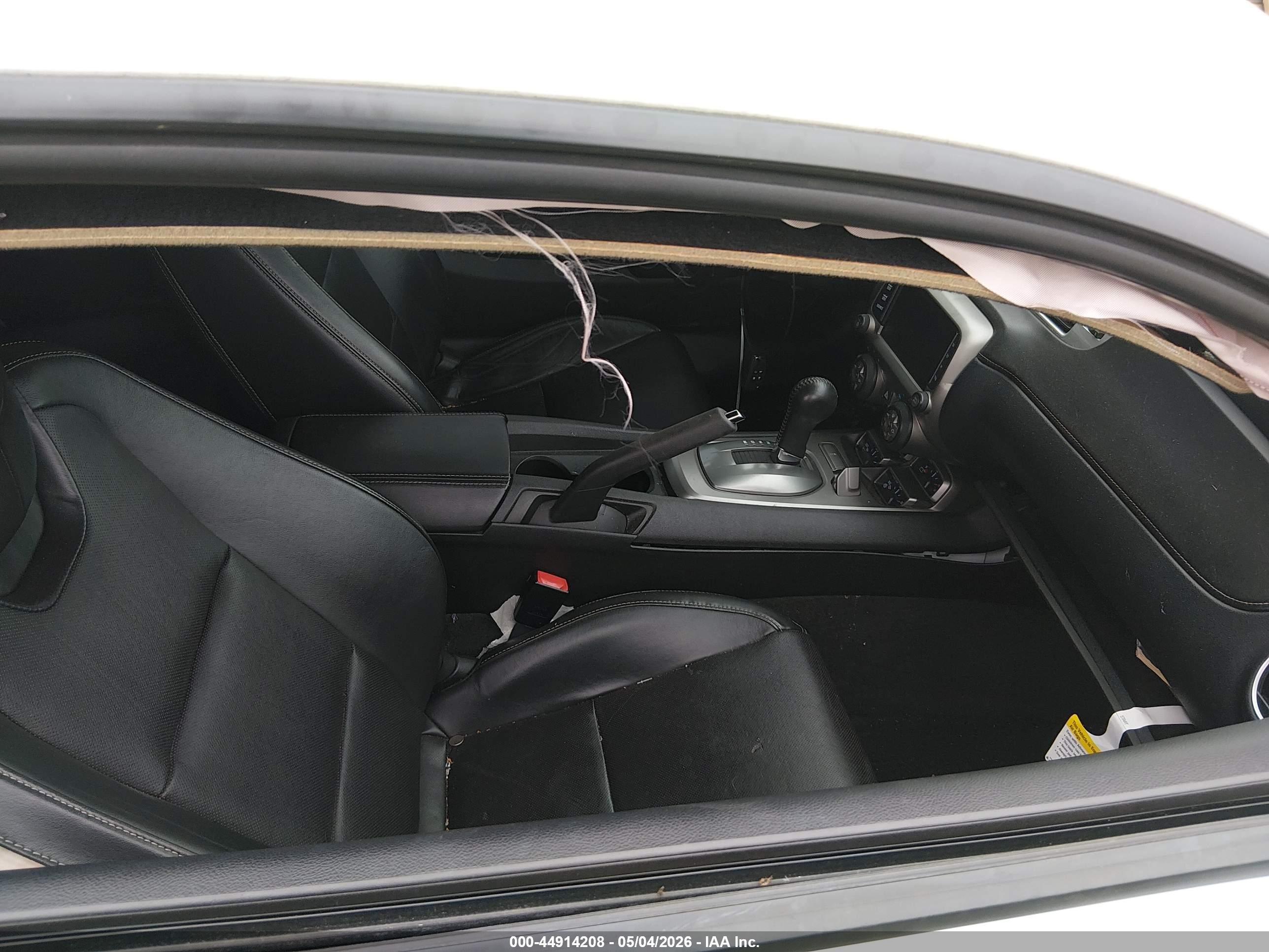 2015 Chevrolet Camaro 2ss White vin: 2G1FK1EJ0F9118262