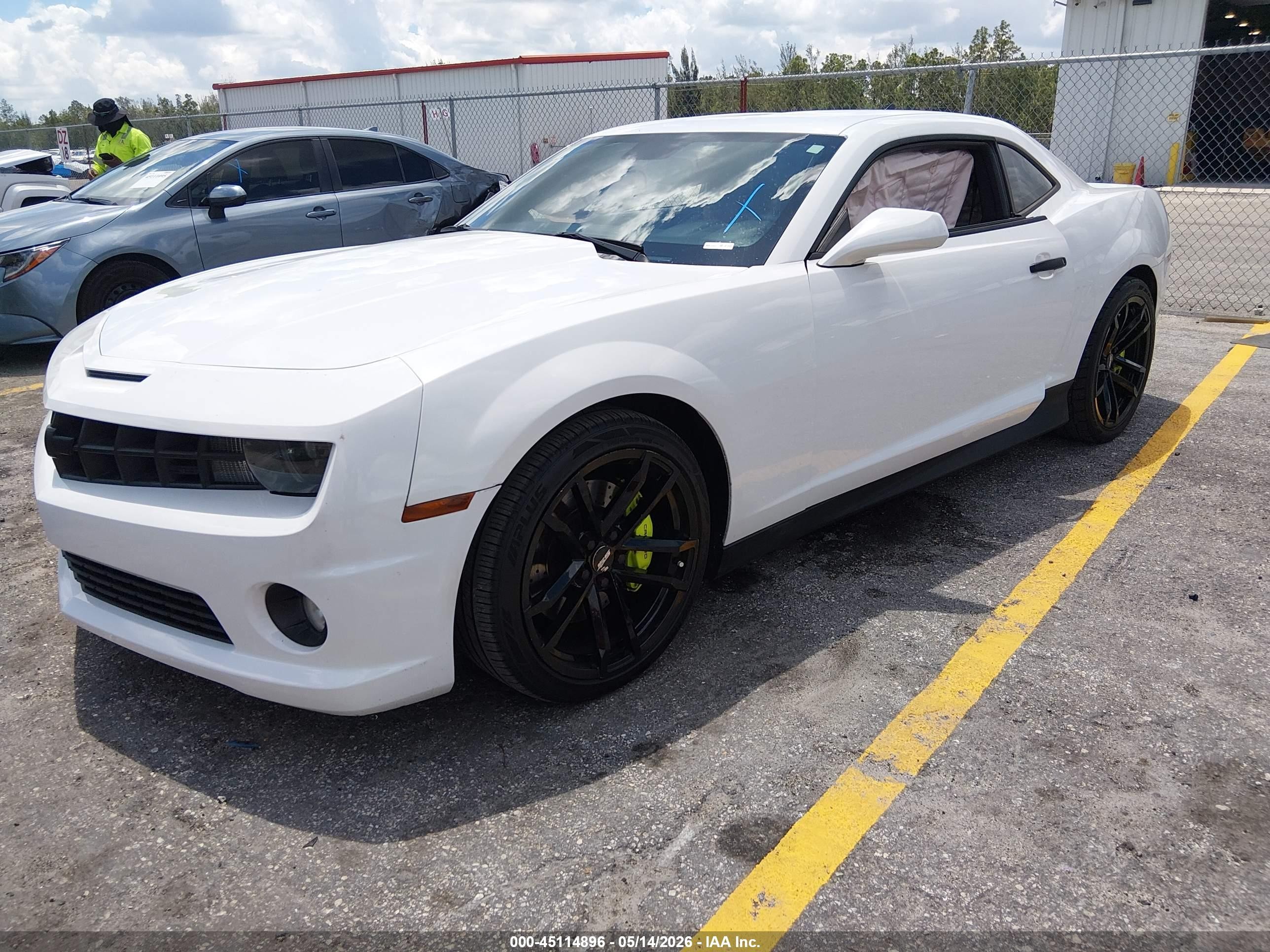 2010 Chevrolet Camaro 2ss White vin: 2G1FK1EJ1A9152252