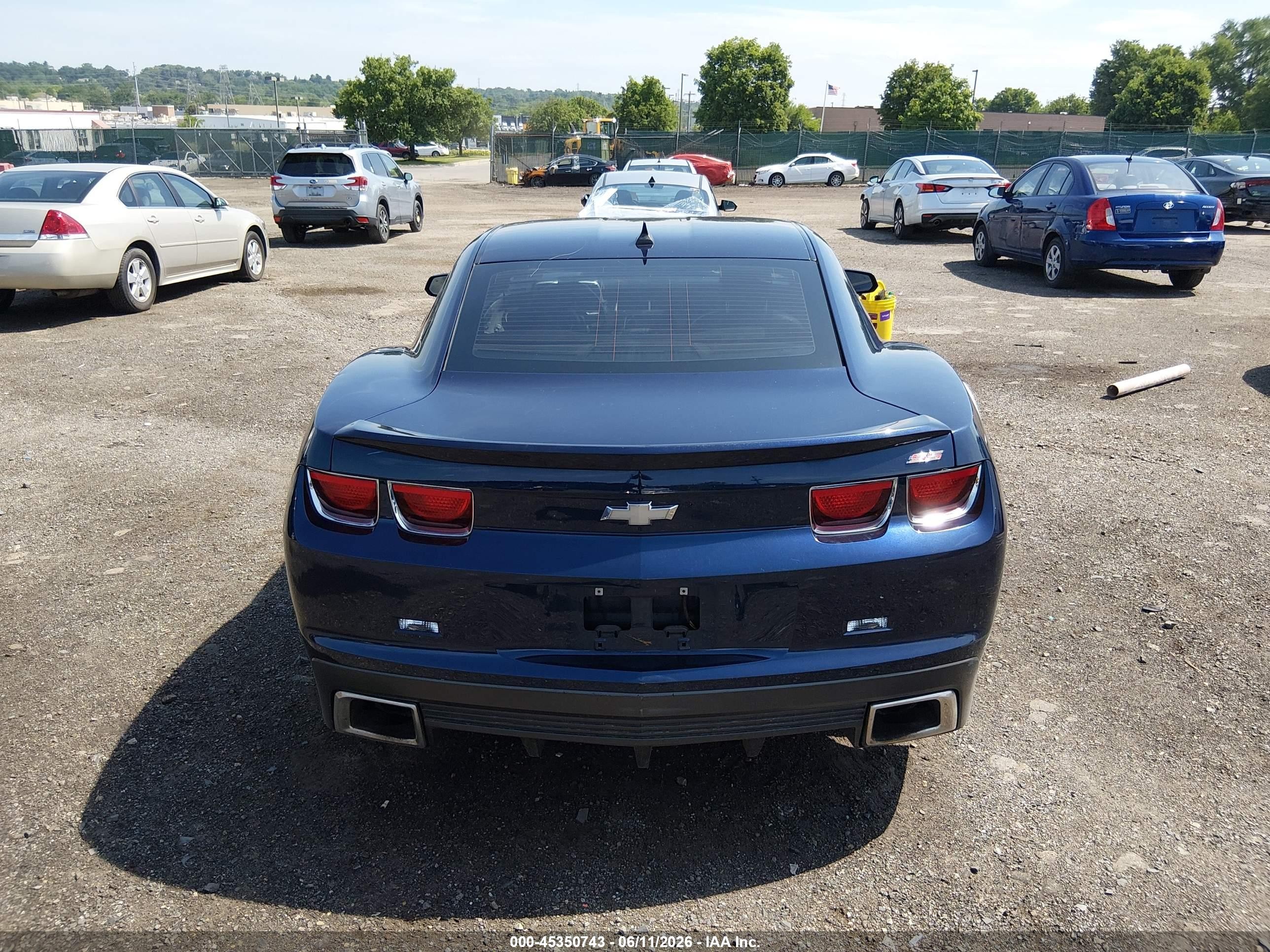 2011 Chevrolet Camaro 2ss Blue vin: 2G1FK1EJ2B9147675