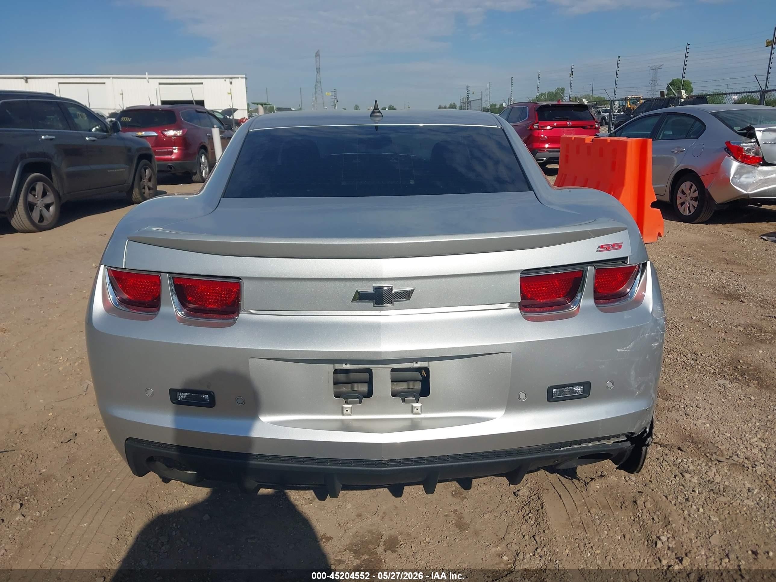 2011 Chevrolet Camaro 2ss Silver vin: 2G1FK1EJ3B9103734