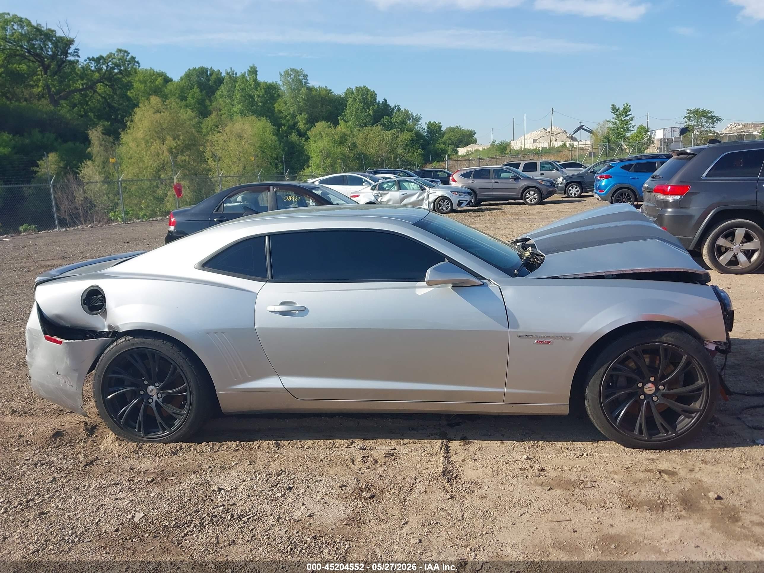 2011 Chevrolet Camaro 2ss Silver vin: 2G1FK1EJ3B9103734